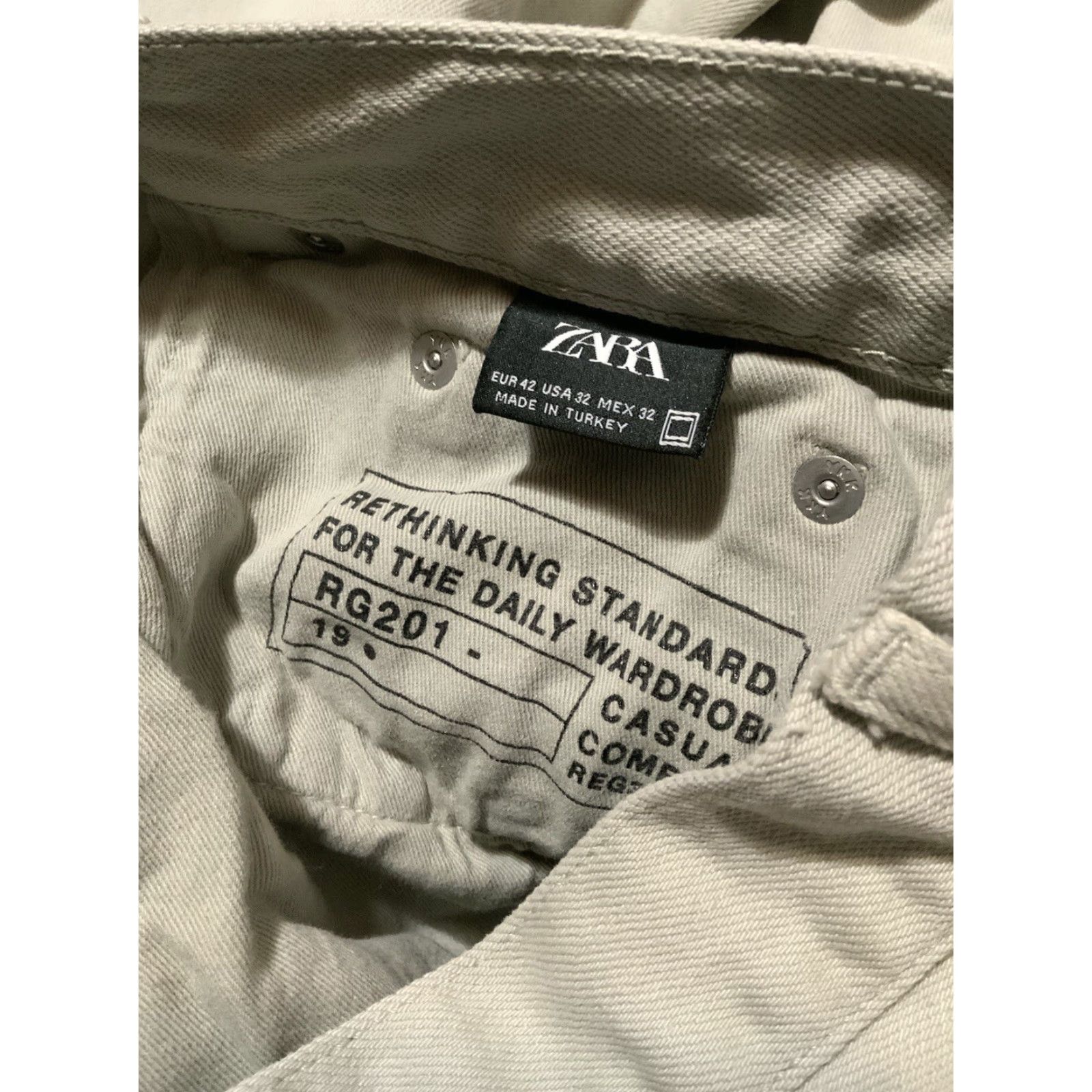Zara Zara Man The Slim Cropped Pant Raw Edge Distressed Denim Jeans Sz. 32 Size US 32 / EU 48 - 5 Thumbnail