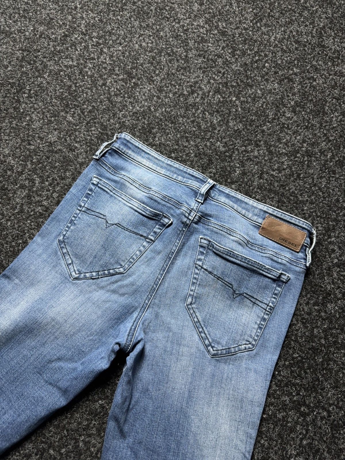 Diesel 00s Luxury Diesel Skinzee Super Skinny Jeans Y2K Low Rise Size 28" / US 6 / IT 42 - 14 Thumbnail