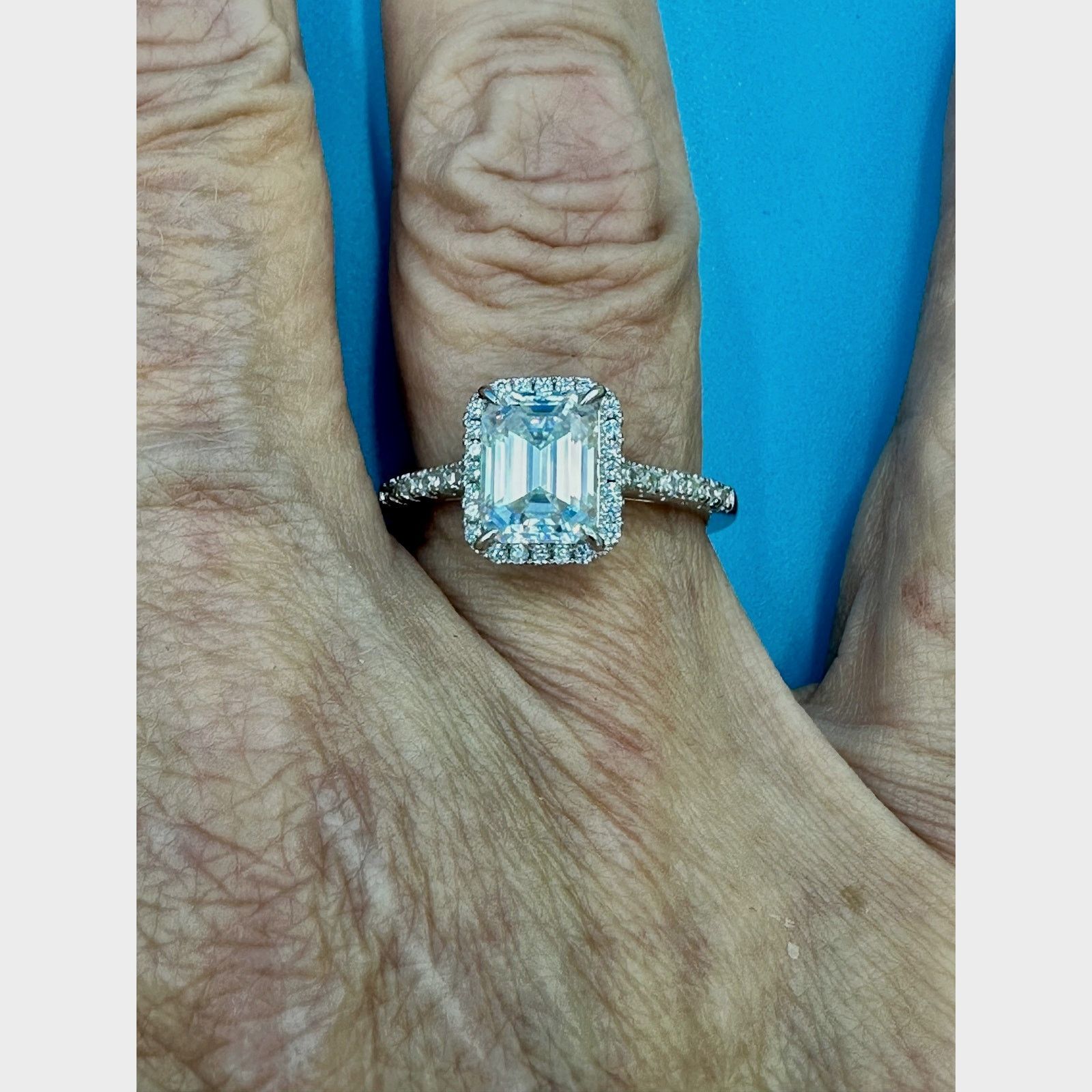 Other 2 carat Moissanite Triangular Cut Ring Moissanite Accent 7 Size ONE SIZE - 10 Thumbnail