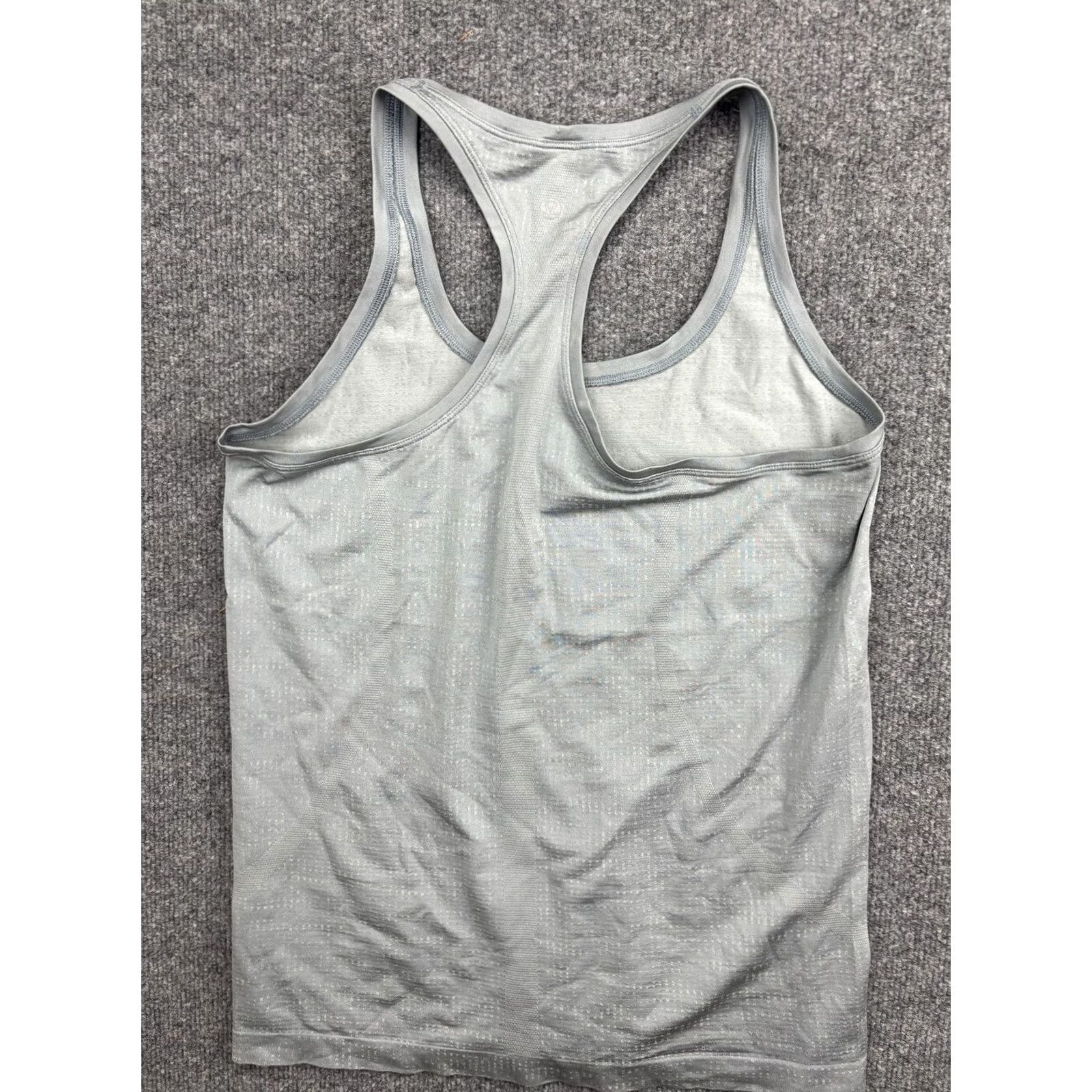 Lululemon Lululemon Swiftly Tech Racerback Tank Womens 10 Gray Running Yoga Athletic Shirt Size L / US 10 / IT 46 - 5 Thumbnail