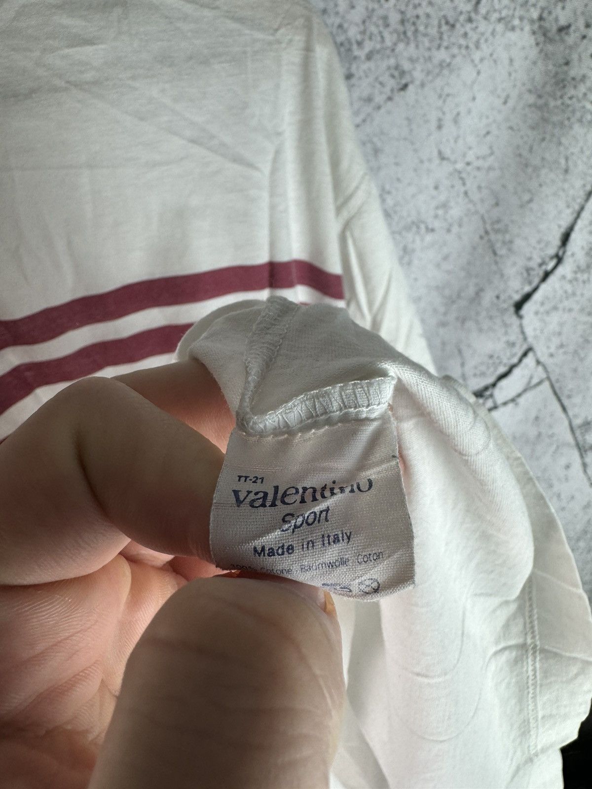 Valentino Valentino Garavani Big Logo T Shirt Luxury Italia Size US M / EU 48-50 / 2 - 5 Thumbnail