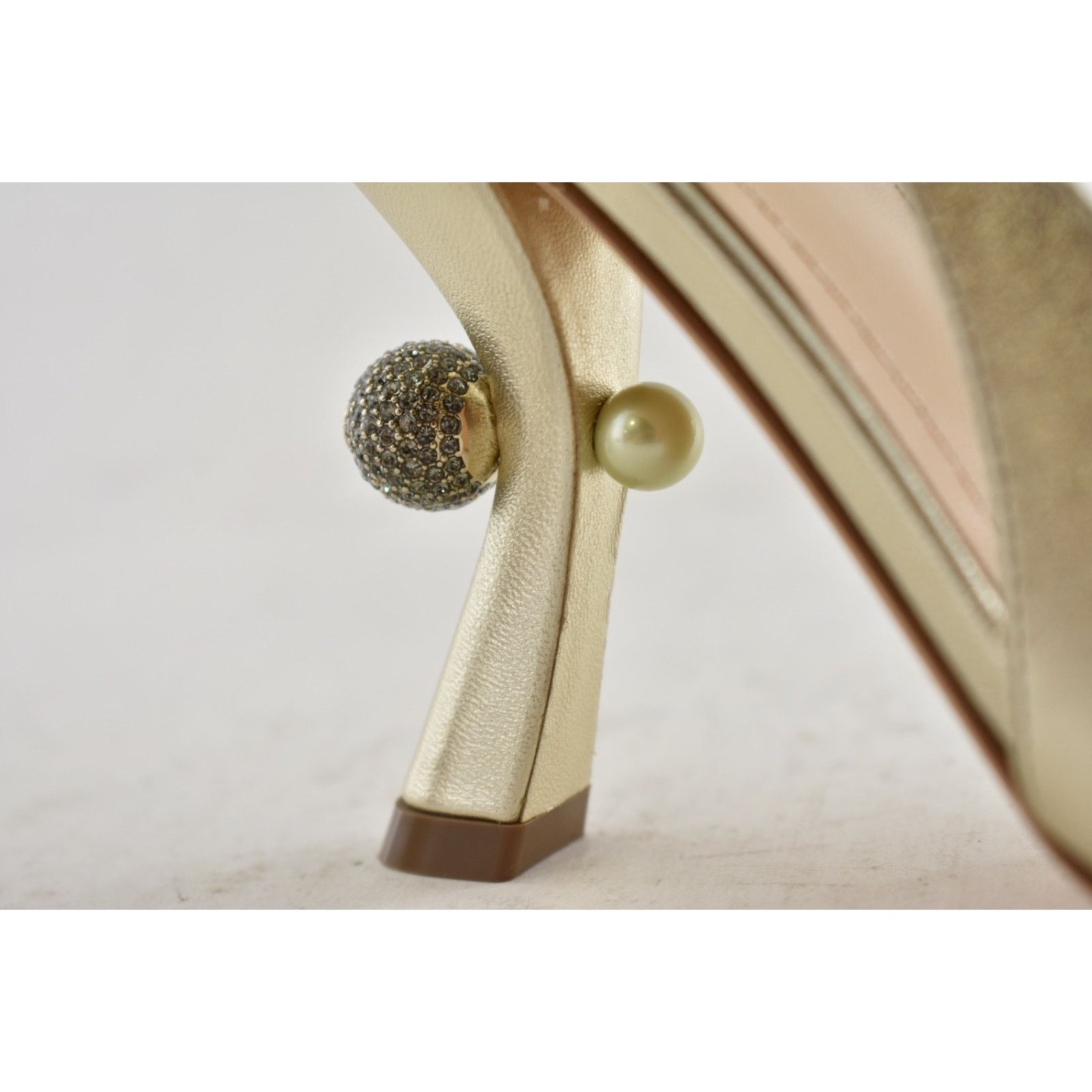 Dior Dior Tribales Jadior Pale Gold Laminated Sandal Pump 37.5 Size US 7.5 / IT 37.5 - 17 Thumbnail