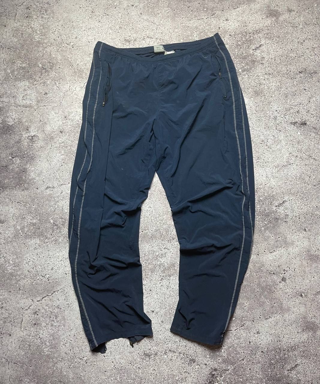 Nike × Vintage vintage nike nylon sweatpants 90s y2k Size US 33 - 1 Thumbnail