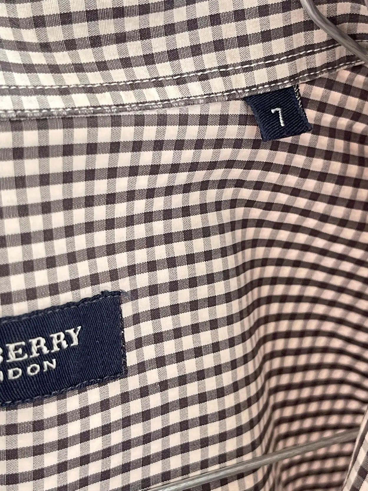 Burberry 🔥 Burberry plaid checkred shirt size xl Size US XL / EU 56 / 4 - 9 Thumbnail