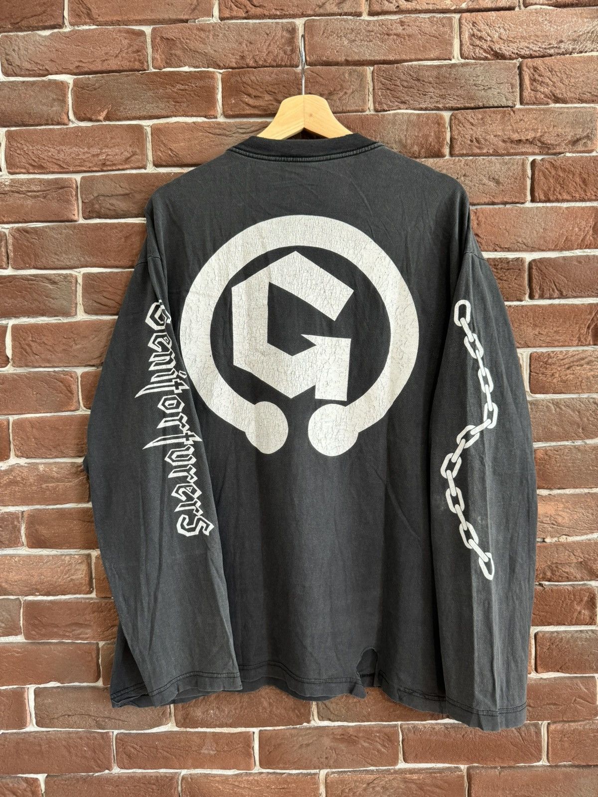 Band Tees Genitorturers Vintage 90s Metal Rock Band Tee Grail Rare Size US XL / EU 56 / 4 - 2 Thumbnail