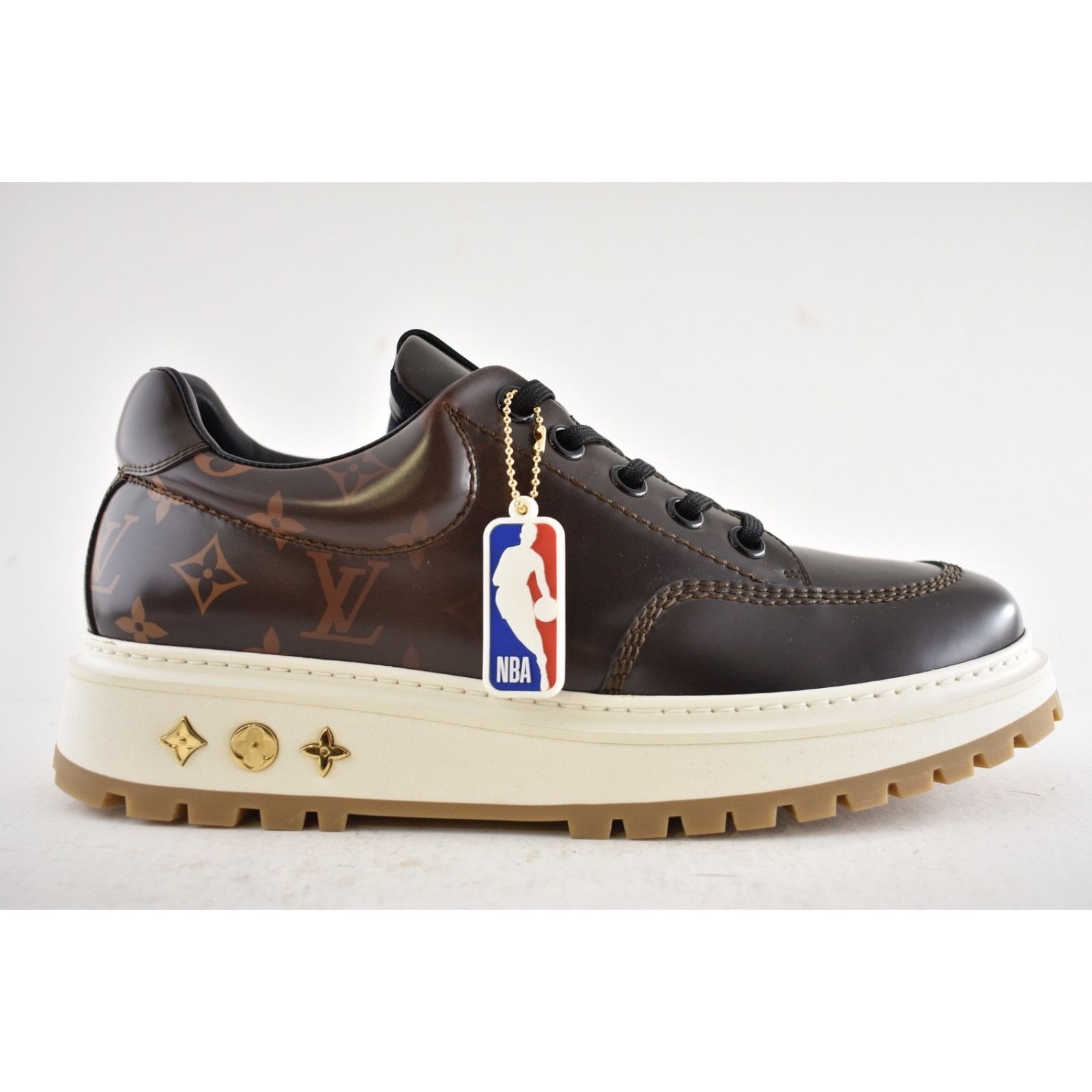 Louis Vuitton Louis Vuitton LV x NBA Abbesses Derby Ebony Brown Size US 10 / EU 43 - 2 Thumbnail
