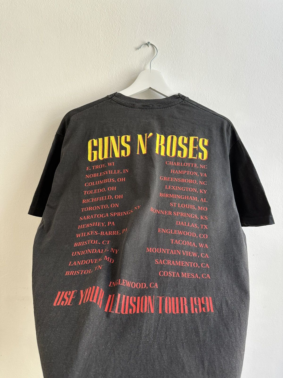 Guns N' Roses Guns n' Roses Vintage Dead Album 1991 USA Tour Merch T-Shirt Size US L / EU 52-54 / 3 - 4 Thumbnail
