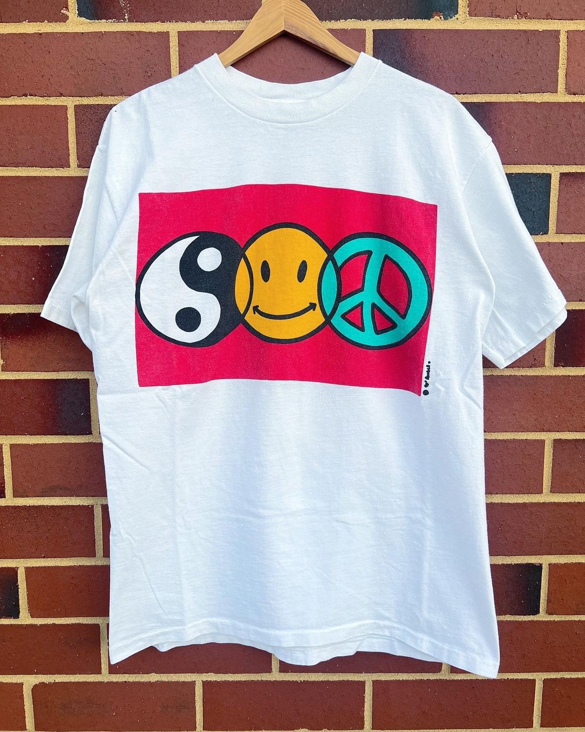 Vintage Vintage Yin Yang / Peace / Smiley Face Box Logo T-Shirt Size US L / EU 52-54 / 3 - 1 Thumbnail