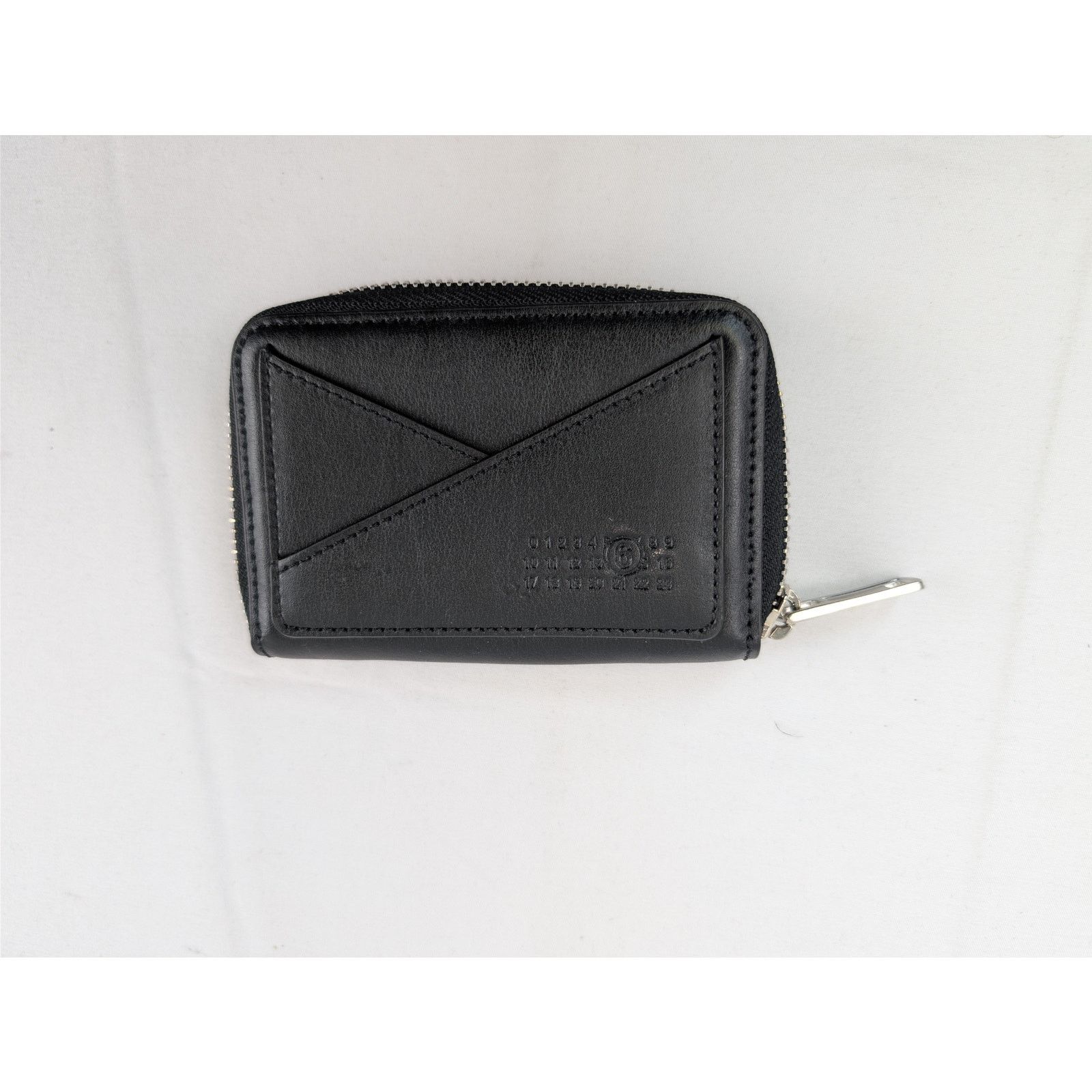 Maison Margiela o1rshd1 Q:2 / Size: OS / Zip Wallet in Black Size ONE SIZE - 9 Thumbnail