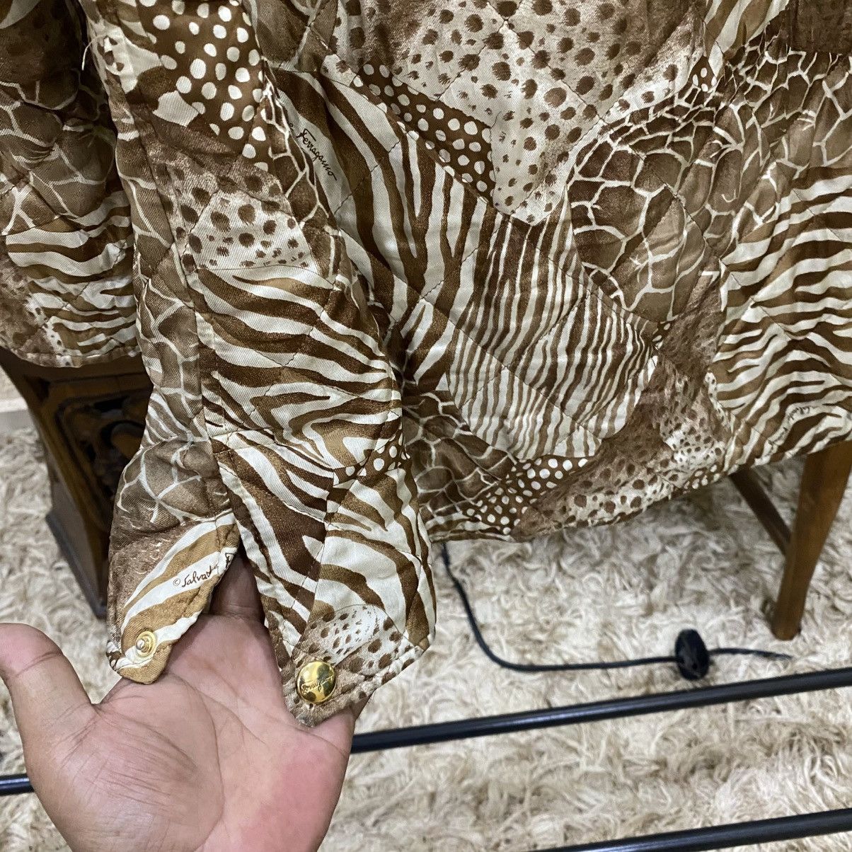 Salvatore Ferragamo ☀️Vintage Salvatore Feragamo quilted silk jacket Size US S / EU 44-46 / 1 - 8 Thumbnail