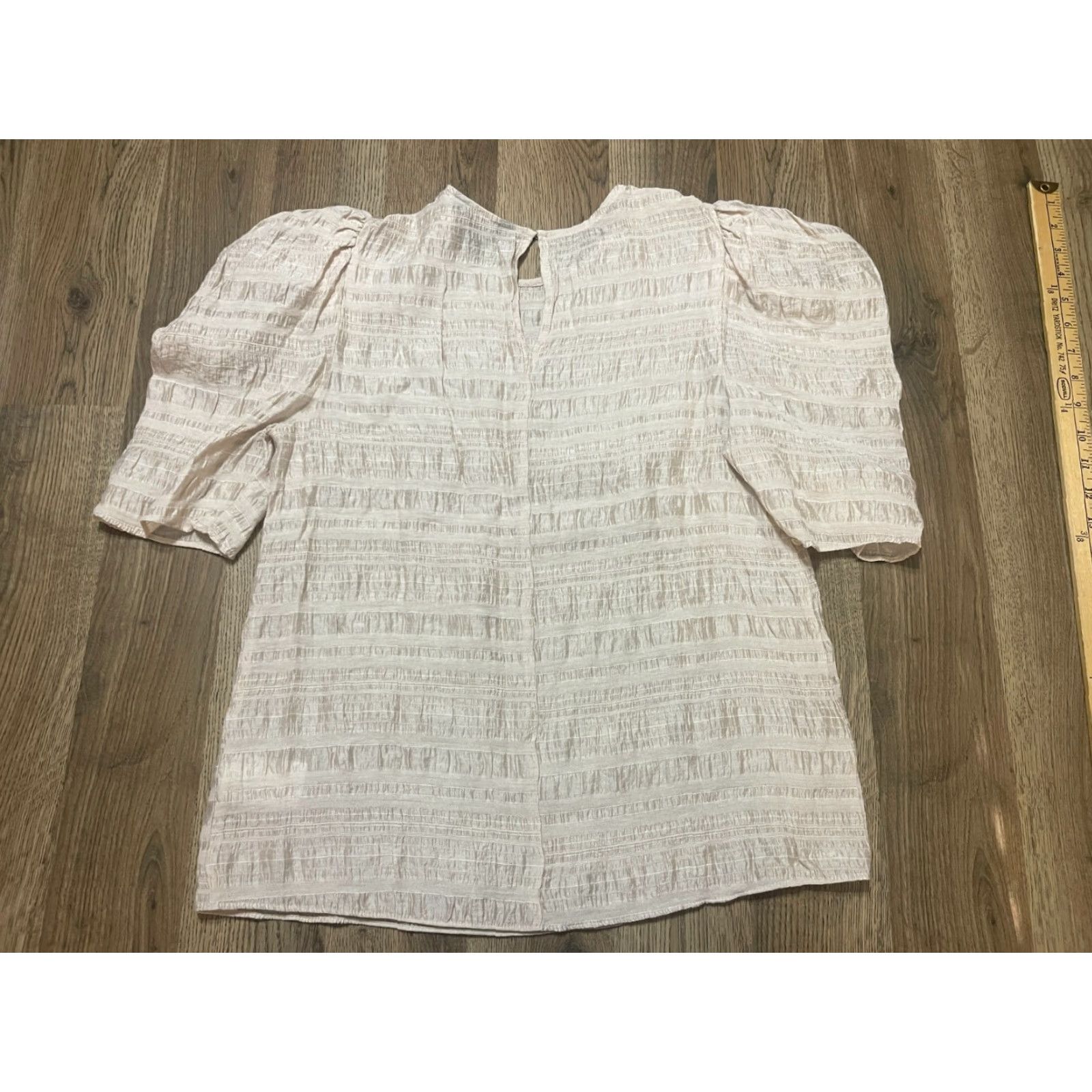 Express Express Shirt Women's Medium, Puff Sleeve, Tan, Brown - Casual T-Shirt, Round Neck, Short Sleeve, Solid, Regular Fit, Express - Womens Size M / US 6-8 / IT 42-44 - 2 Thumbnail