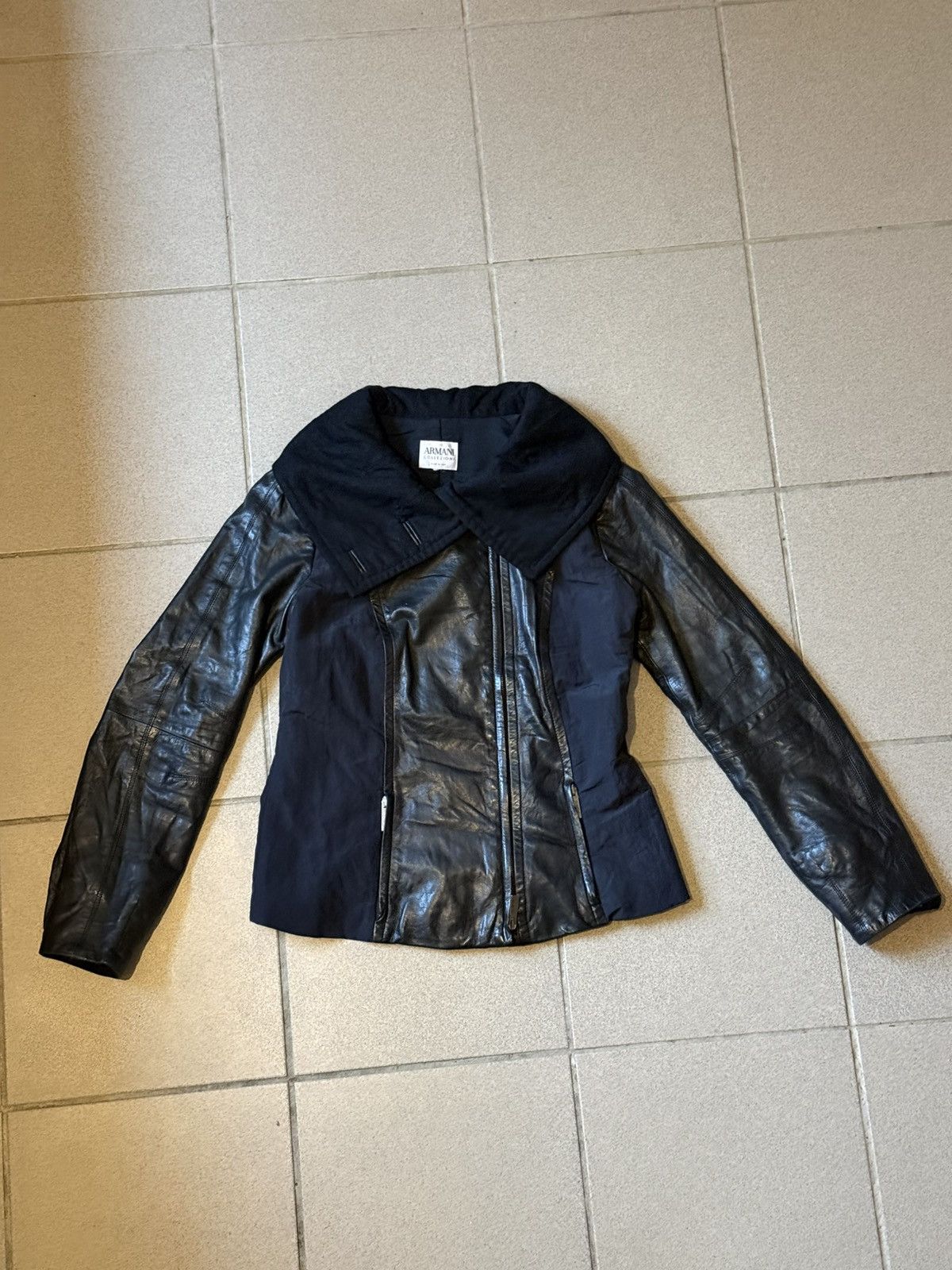 Armani Collezioni Armani Collezioni Women’s Leather Jacket – Made in Italy Size S / US 4 / IT 40 - 5 Thumbnail
