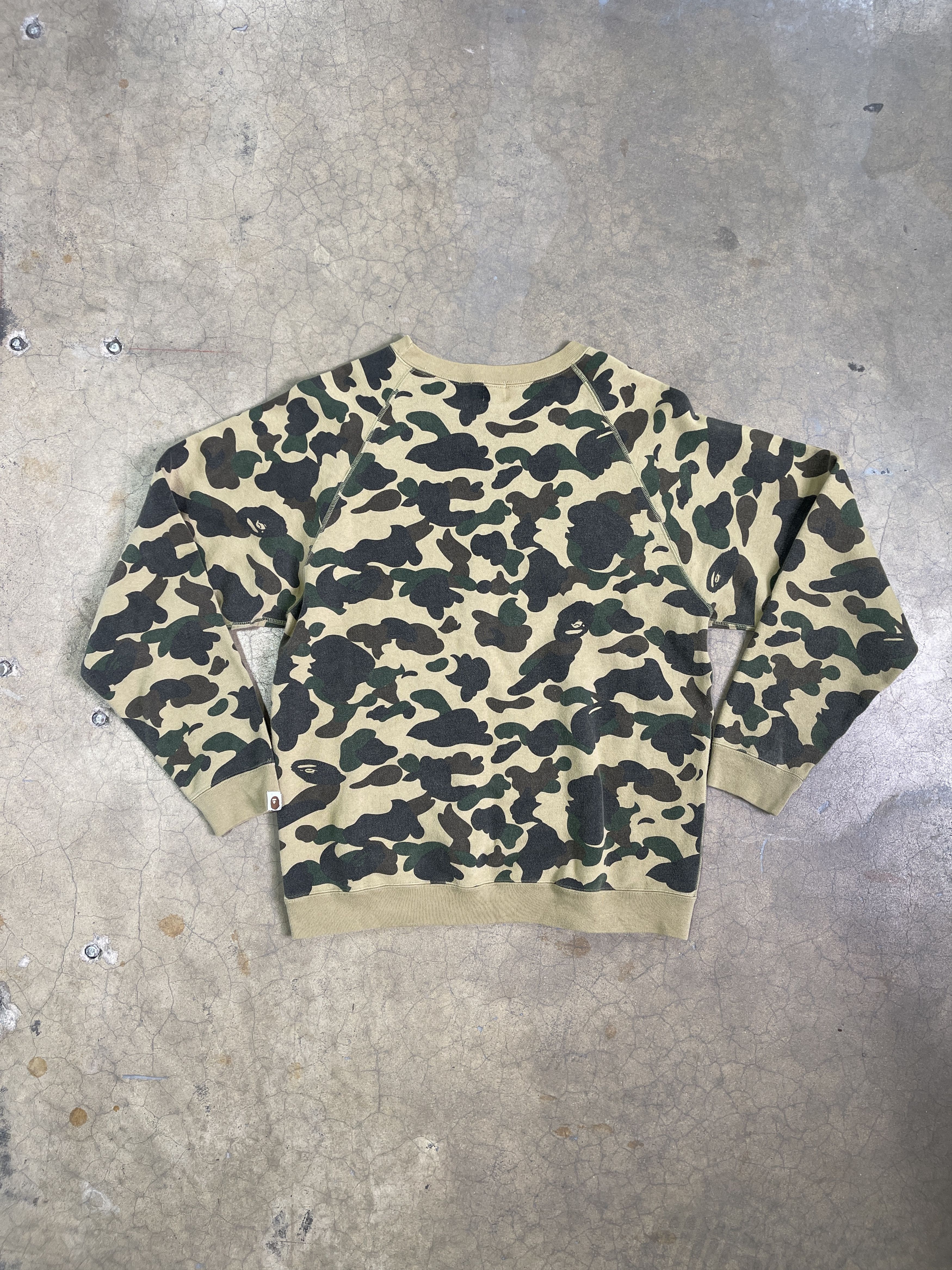 Bape OG Bape Camo College Crewneck. Size US L / EU 52-54 / 3 - 2 Thumbnail