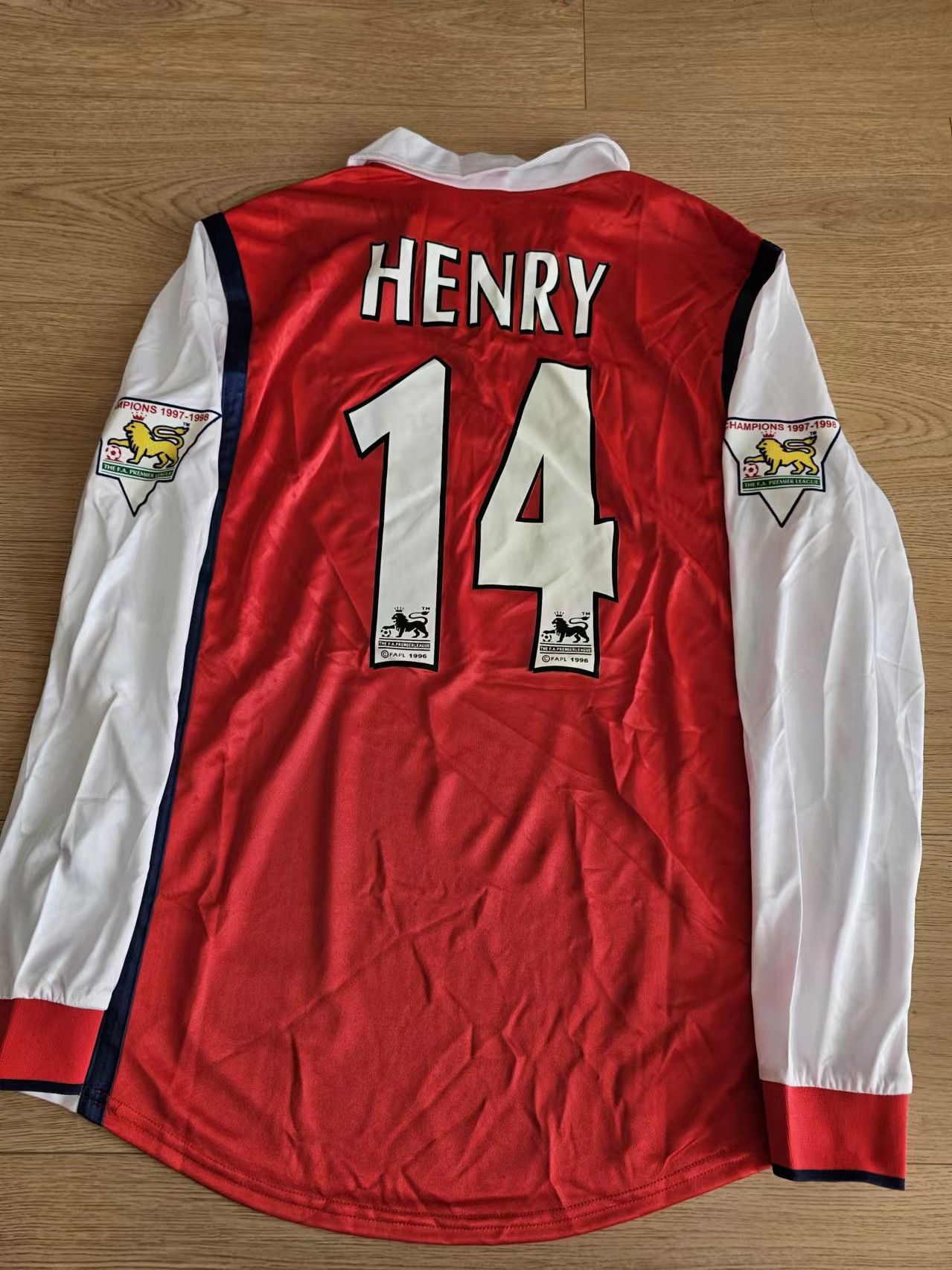 Other 1998 2000 Arsenal 14 Thierry Henry Jersey Home Size US L / EU 52-54 / 3 - 1 Thumbnail