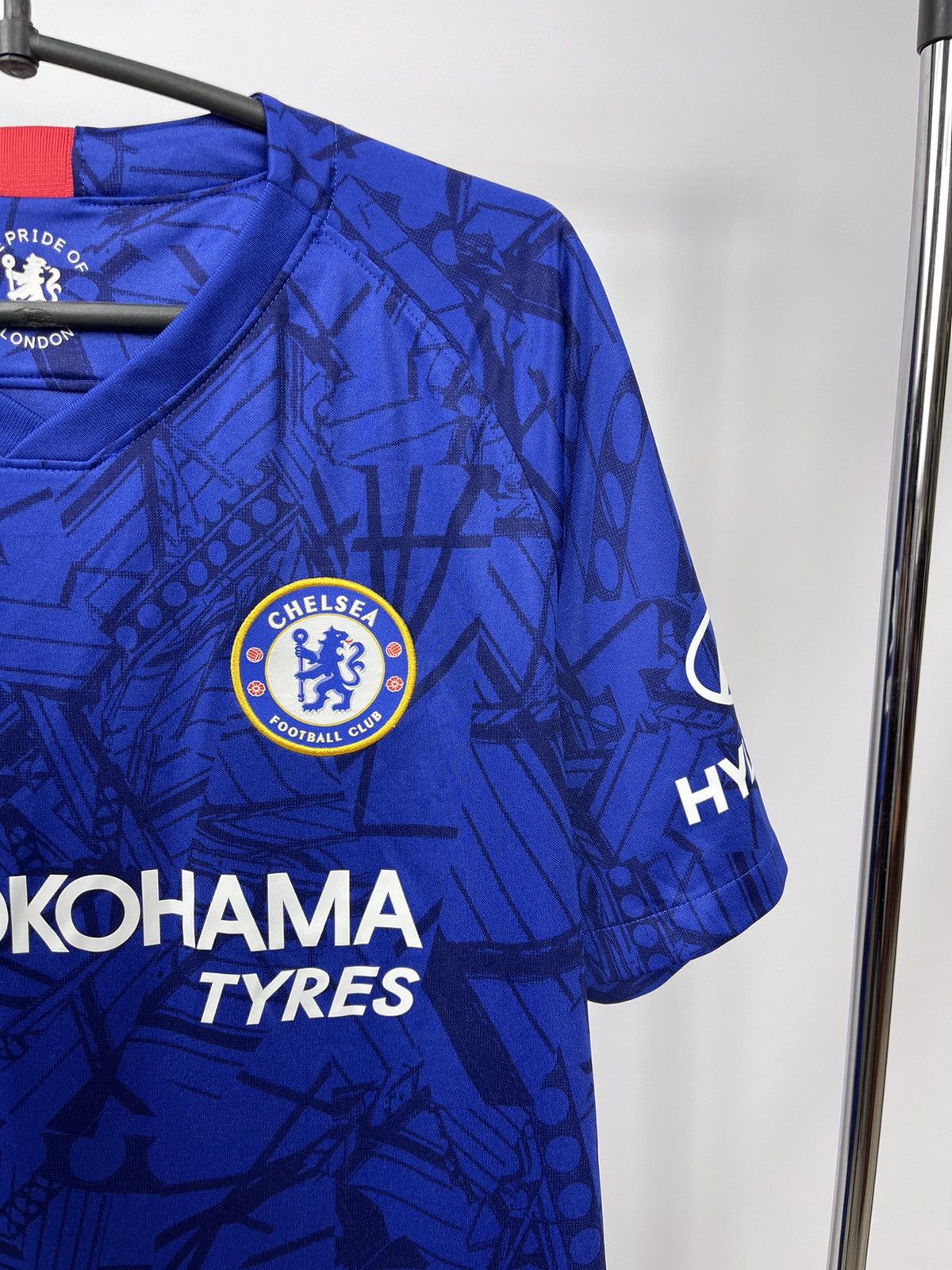 Chelsea Soccer × Nike CHELSEA 2019 2020 HOME FOOTBALL SHIRT JERSEY NIKE Size L Size US L / EU 52-54 / 3 - 2 Thumbnail