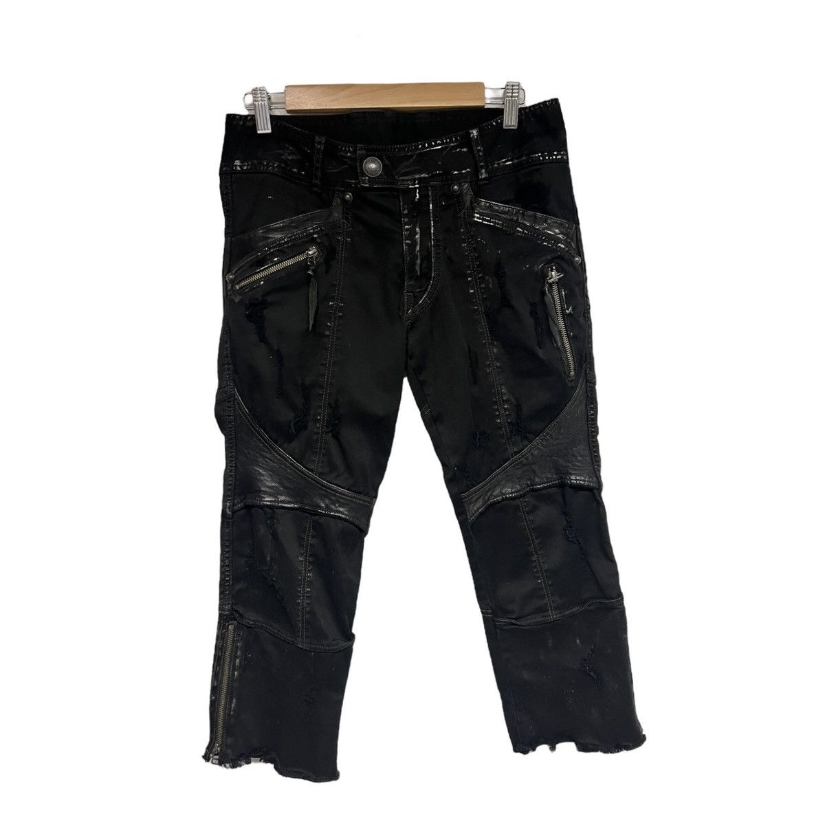 14th Addiction 14th addiction distressed capris Size US 30 / EU 46 - 1 Thumbnail