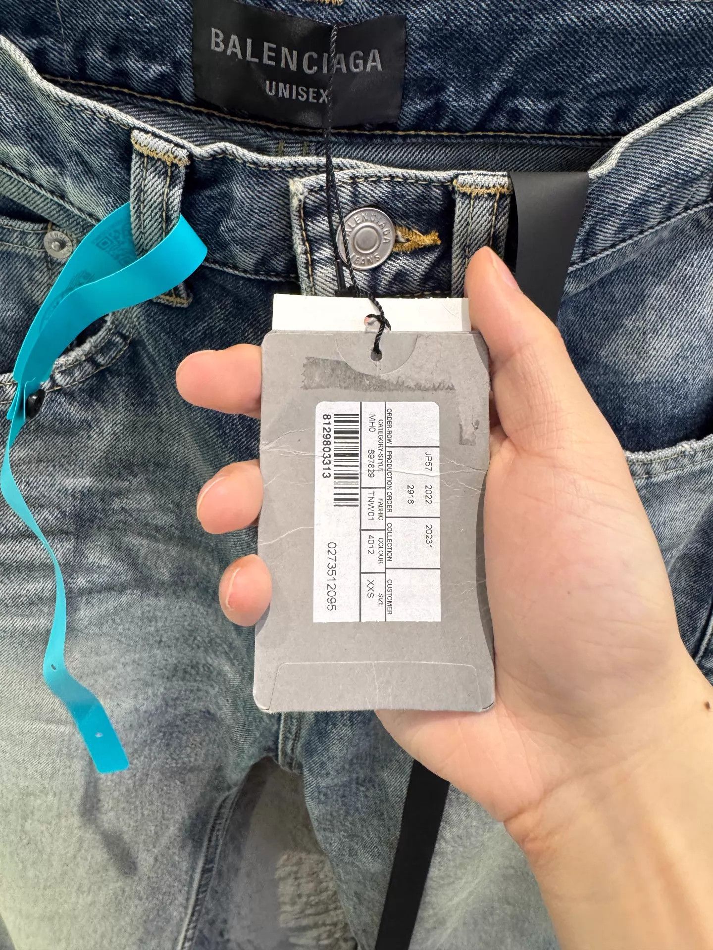 Balenciaga Balenciaga SS23 Ice Blue Washed Mid-Rise Flared Jeans Unisex Size 24" / US 00 / IT 34 - 2 Thumbnail