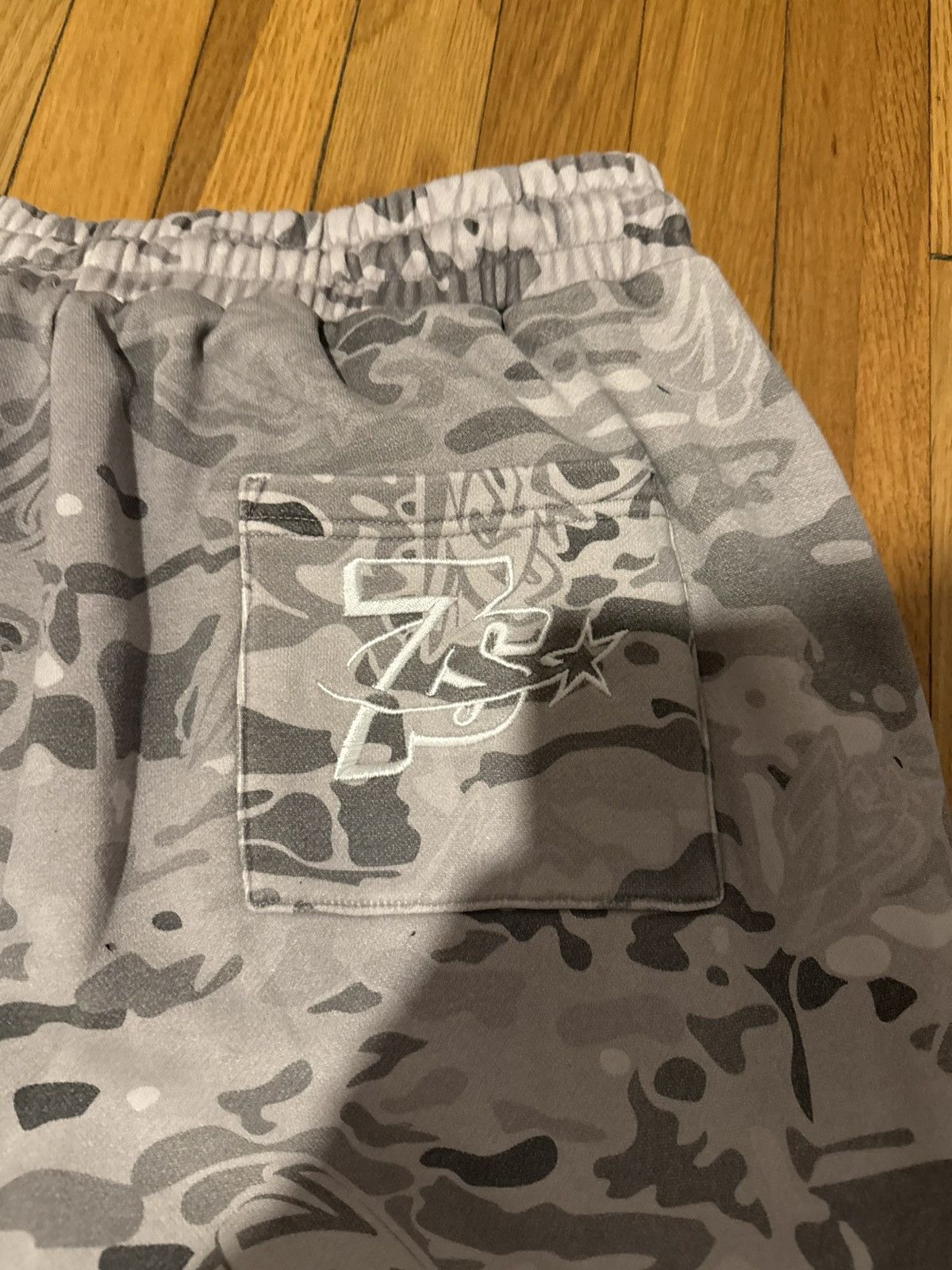 TRIPLE SEVENS Triple sevens camo hybrid cargo sweatpants Size US 36 / EU 52 - 3 Thumbnail