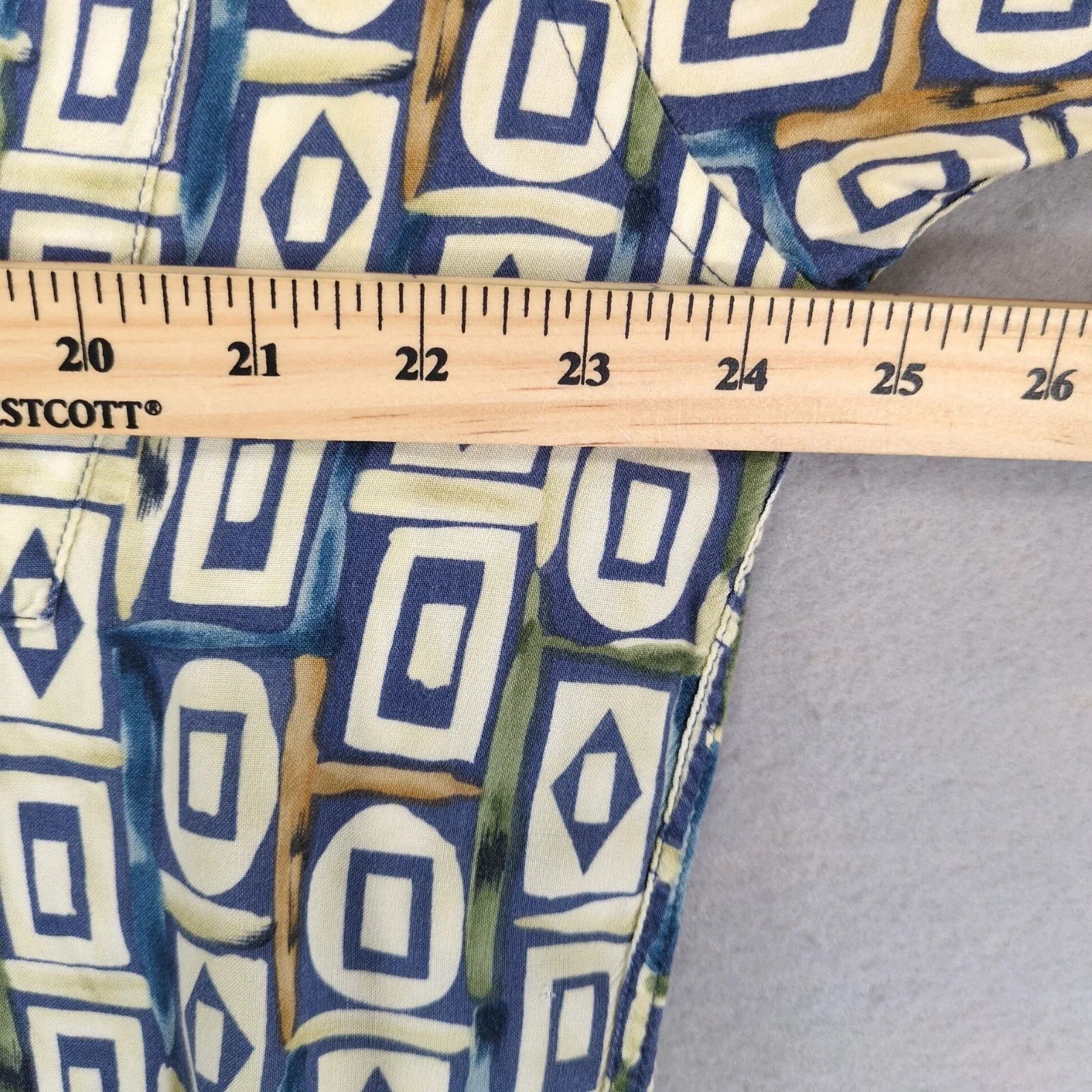 Pierre Cardin Vtg Pierre Cardin Tribal Geometric Shirt Men's XL Button Up Size US XL / EU 56 / 4 - 4 Thumbnail