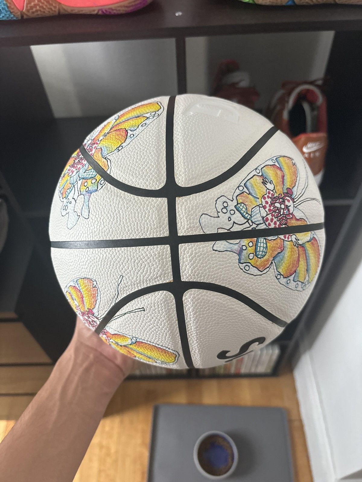 Supreme Supreme Gonz Butterfly Spalding Basketball Size ONE SIZE - 3 Thumbnail