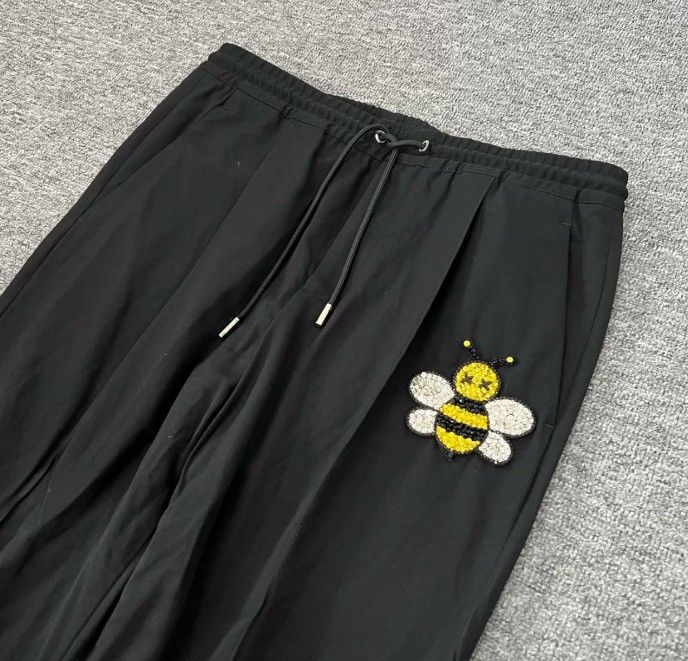 Dior Dior Kaws Co branded Little Bee Legged Pants2410-Nextarrow Size US 36 / EU 52 - 3 Thumbnail