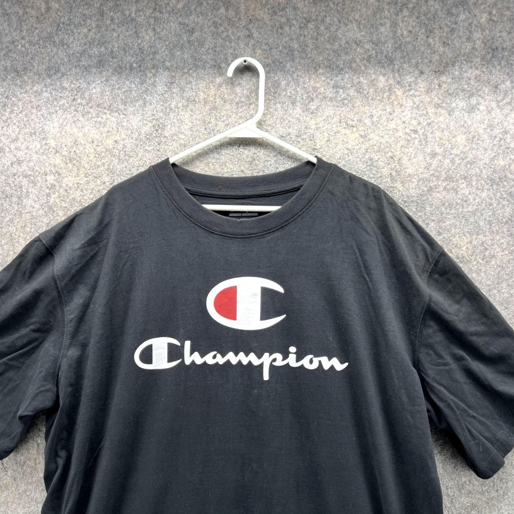 Champion VINTAGE Champion Shirt Mens 2XLT Black Men Adult Crewneck Authentic Casual Logo Cotton vtg Size US XXL / EU 58 / 5 - 2 Thumbnail