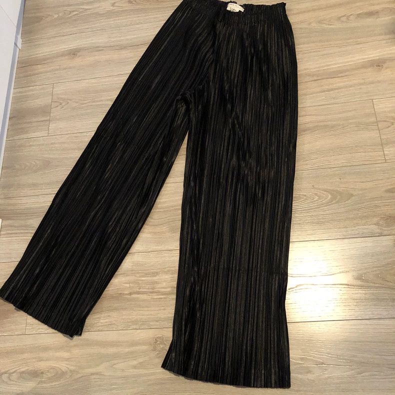 Issey Miyake Issey Miyake size:2 Black pleated pants Size 30" / US 8 / IT 44 - 4 Thumbnail