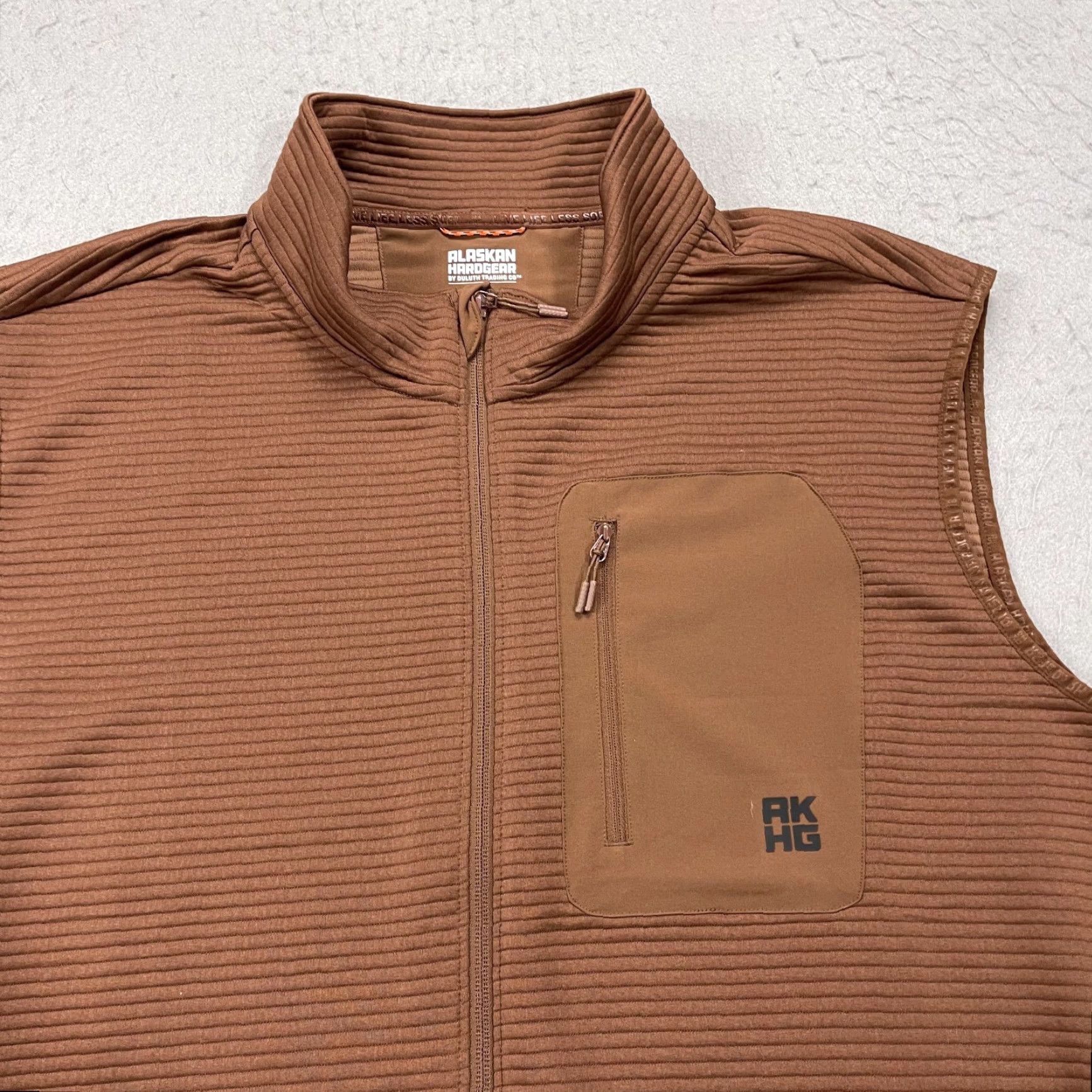 Logo 7 Duluth Vest Mens 3XL Orange Quilted Full Zip Logo Winter Hiking Hunting Workwear Size US XXL / EU 58 / 5 - 2 Thumbnail