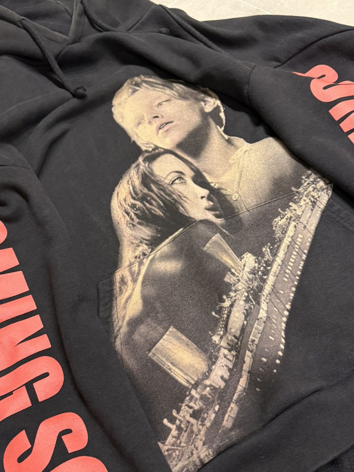 Vetements Vetements Titanic Hoodie Size US M / EU 48-50 / 2 - 14 Thumbnail