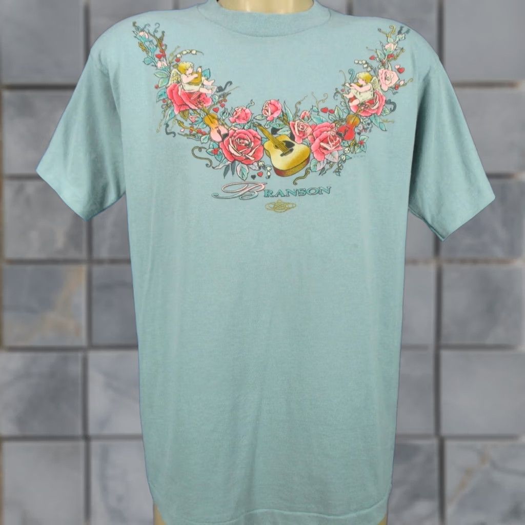 Vintage VINTAGE BRANSON MISSOURI BLUEGRASS MUSIC ANGEL ROSES T-Shirt M/L 90s Mens Size US M / EU 48-50 / 2 - 1 Thumbnail