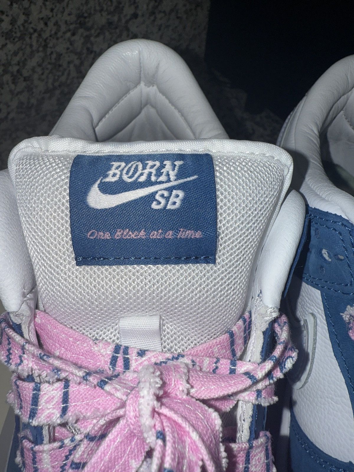 Nike One block at a time dunks Size US 8 / EU 41 - 11 Thumbnail