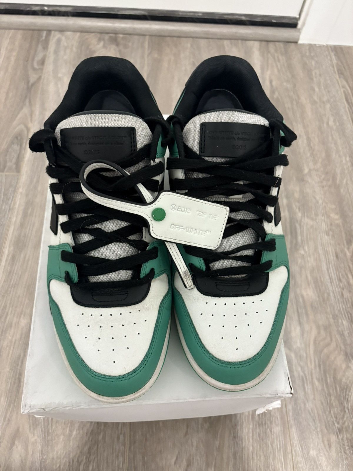 Off-White Off-White out of office Size US 9 / EU 42 - 2 Thumbnail