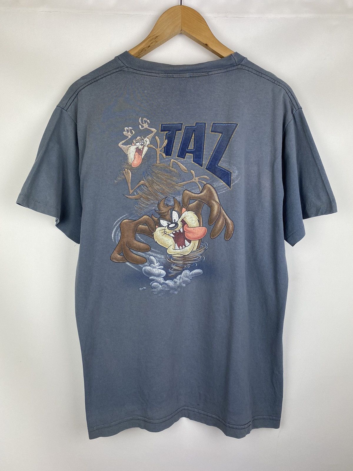 Vintage Warner Bros. TAZ Tasmanian Devil vintage 1997 t shirt Size US XL / EU 56 / 4 - 11 Thumbnail