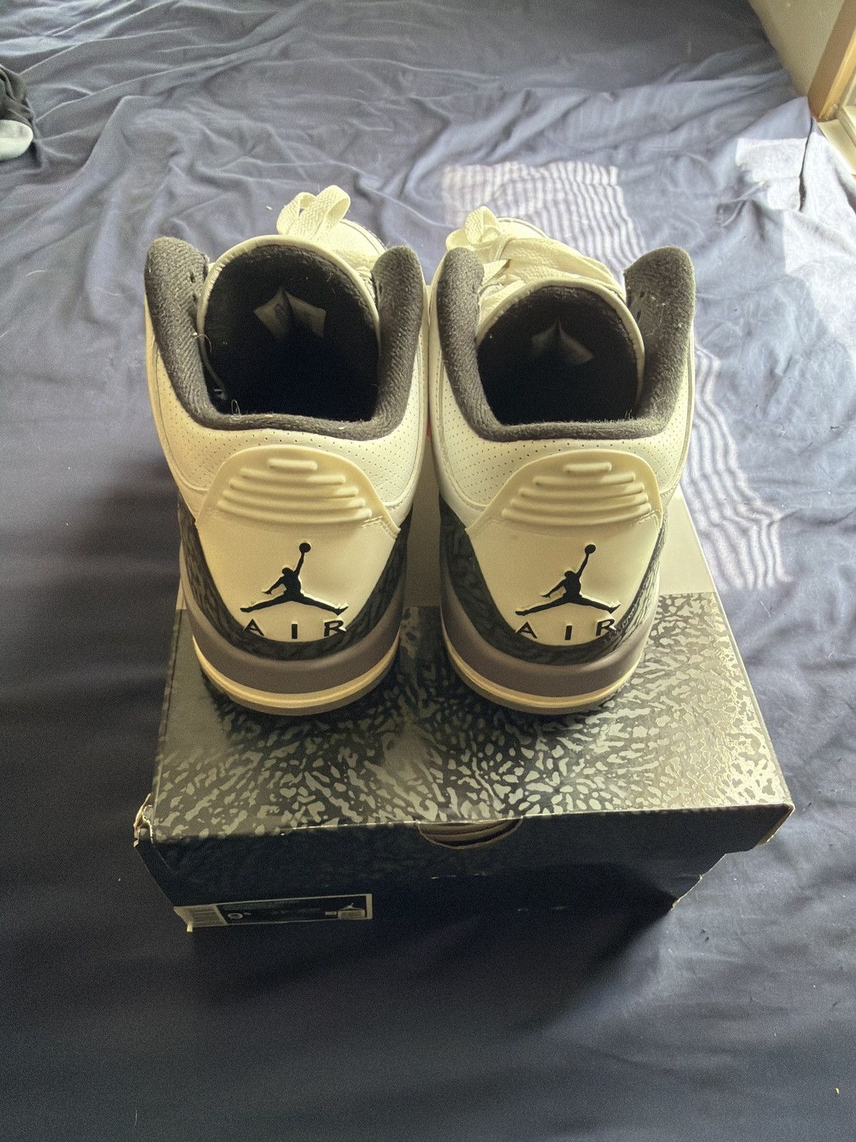 Jordan Brand Jordan 3 ‘Cement Grey’ Size US 9.5 / EU 42-43 - 2 Thumbnail