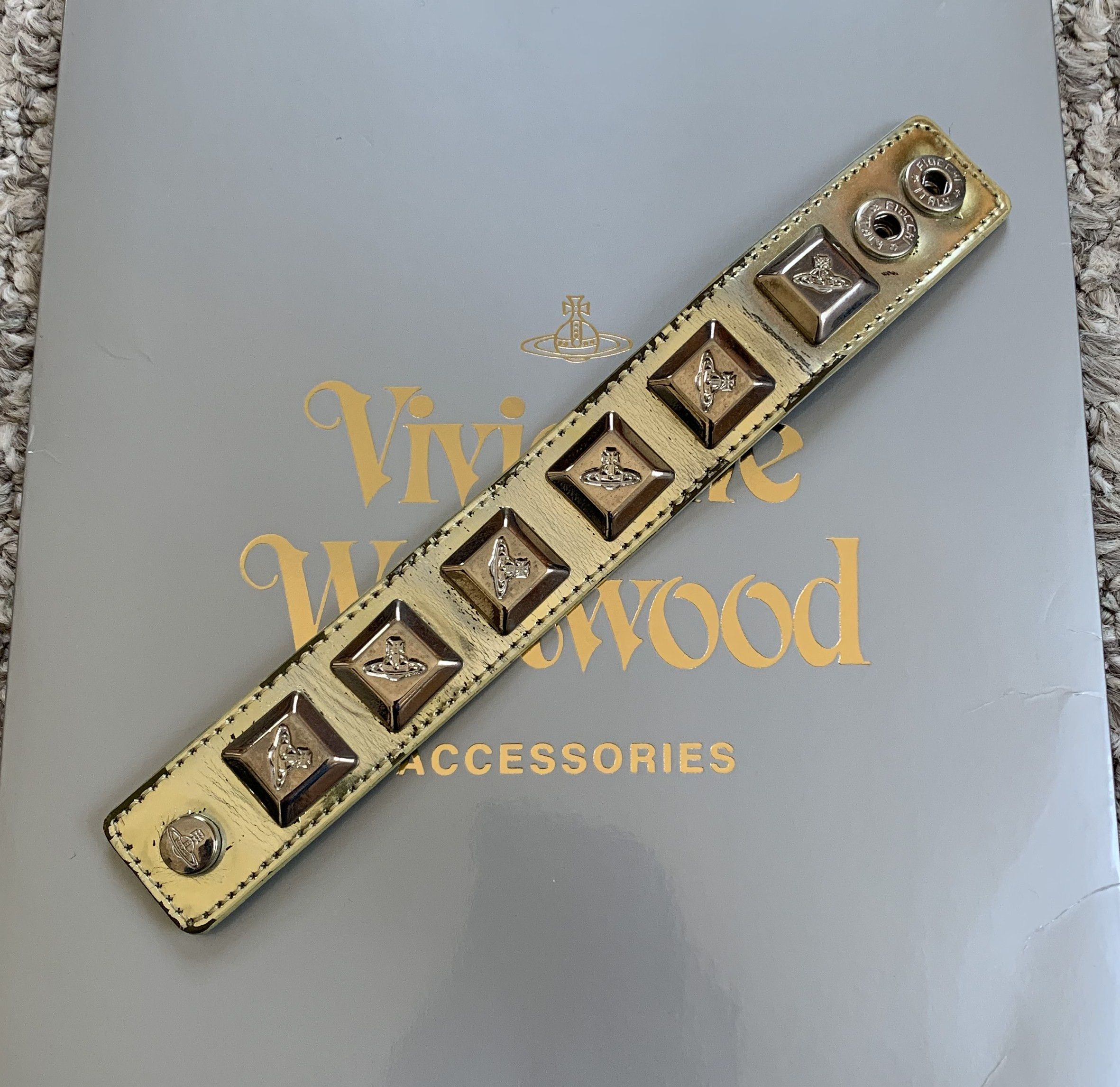 Vivienne Westwood Vivenne Westwood Studded Metallic Leather Orb Bracelet Size ONE SIZE - 2 Thumbnail