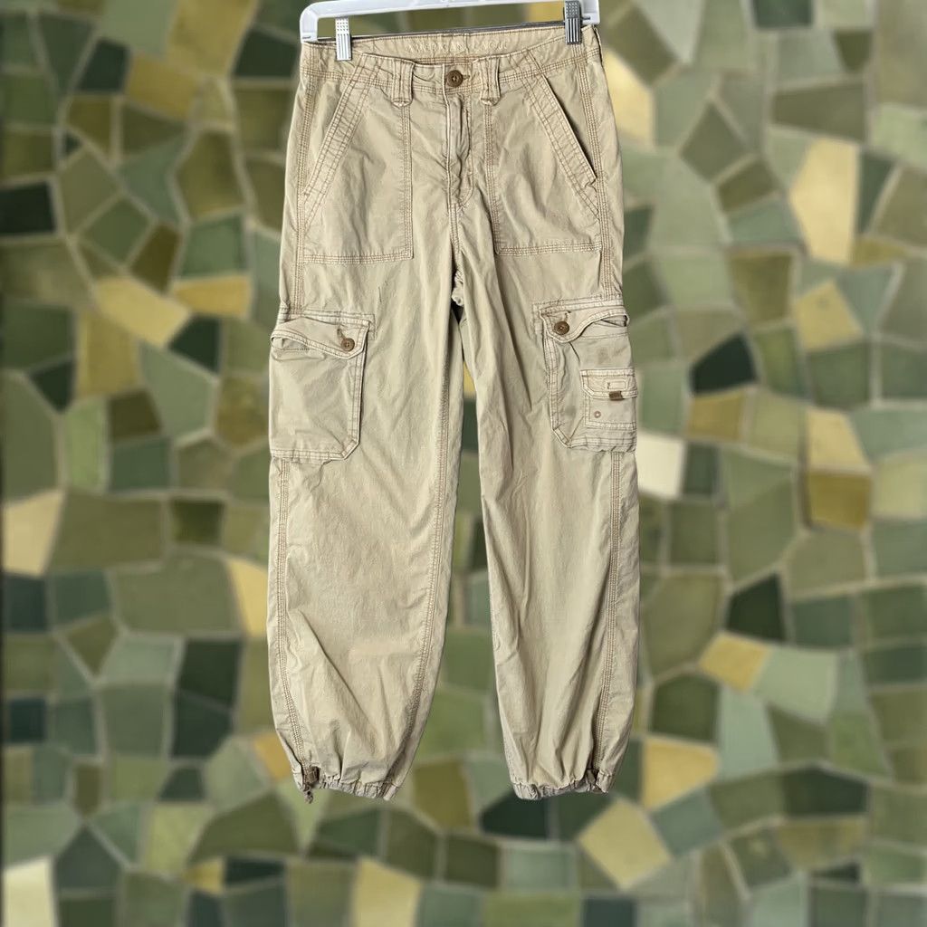 American Eagle Outfitters VINTAGE American Eagle Pant Women 4 Beige Baggy Jogger Cargo Utility Y2K Streetwear Size 27" / US 4 / IT 40 - 1 Thumbnail