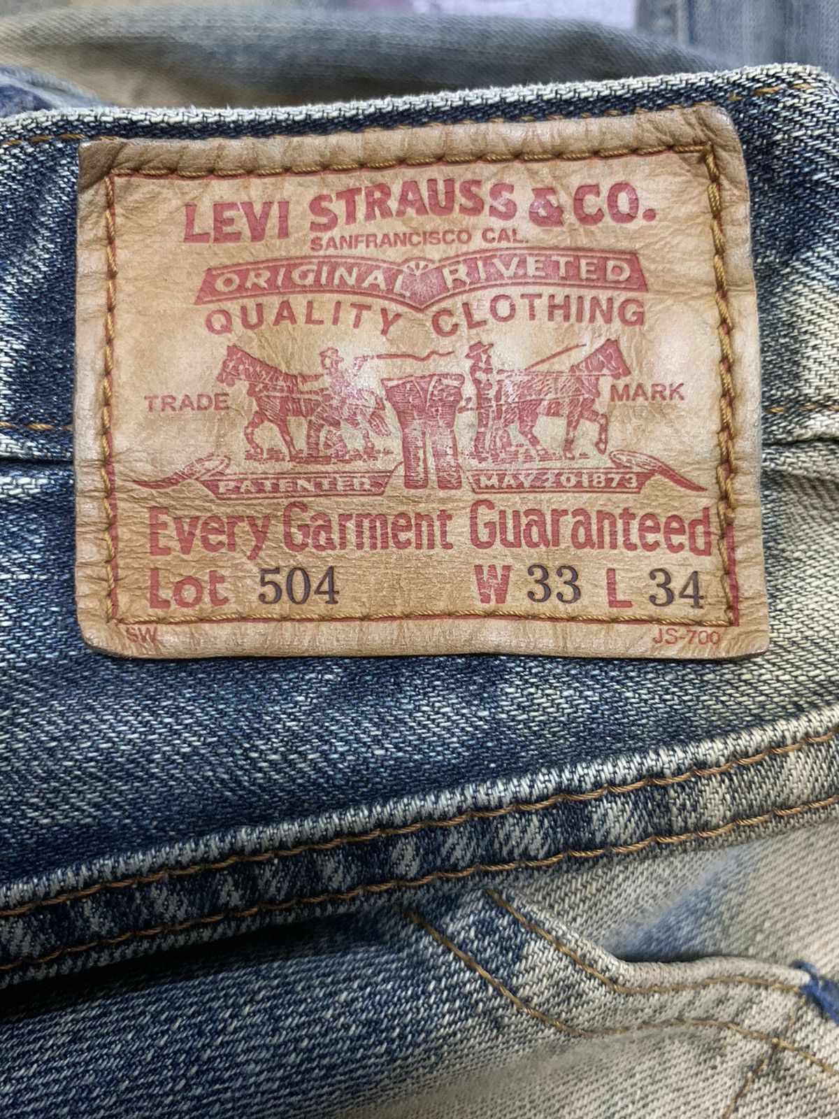 Levi's Vintage Levi’s 504 Faded Wash Denim Size US 33 - 15 Thumbnail