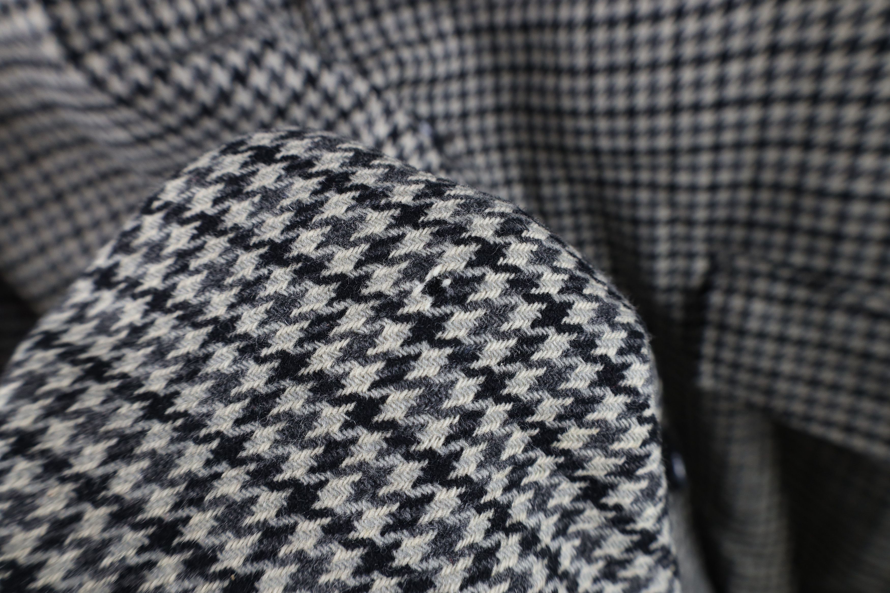Vintage Vintage 50s Rockabilly Wool Houndstooth Overcoat Jacket USA Size US XL / EU 56 / 4 - 4 Thumbnail
