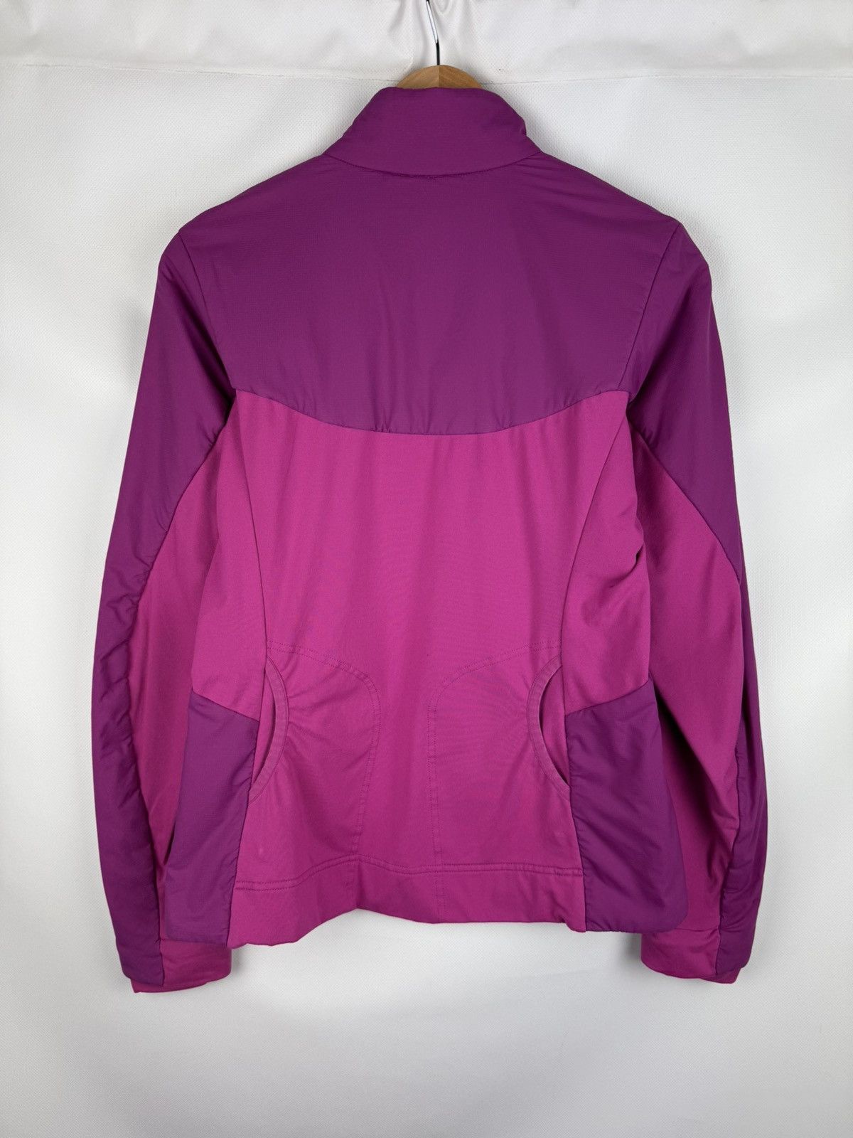 Arc'teryx Arcteryx Outdoor Nylon Atom LT Full Zip Windbreaker Jacket Size M / US 6-8 / IT 42-44 - 15 Thumbnail