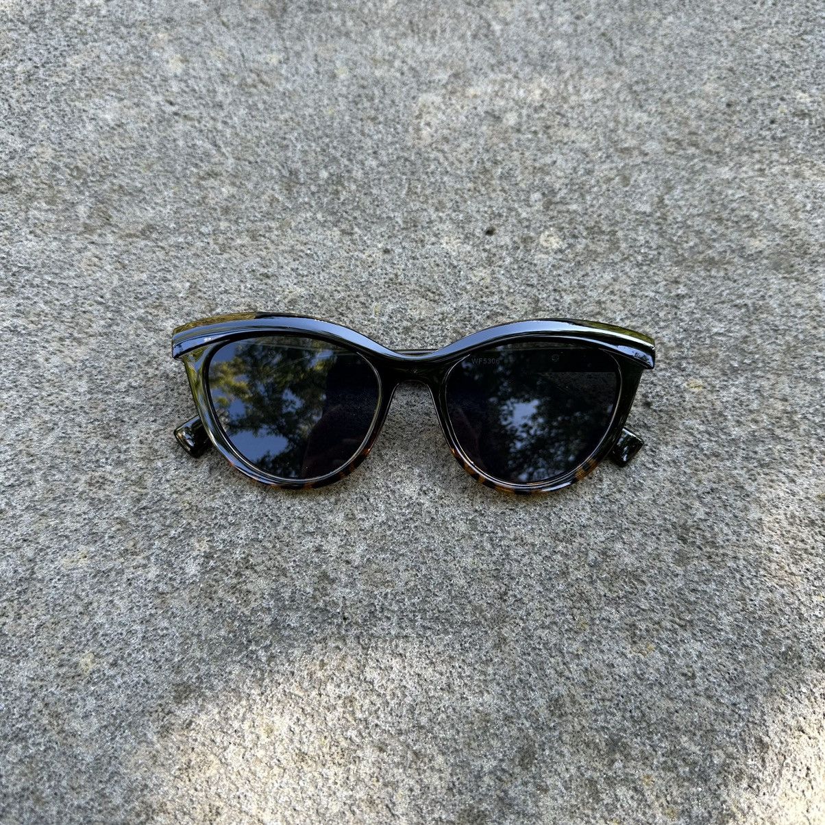 Other Y2K Unisex Sunglasses Retro Fashion Shades KD5306-01 Size ONE SIZE - 1 Thumbnail