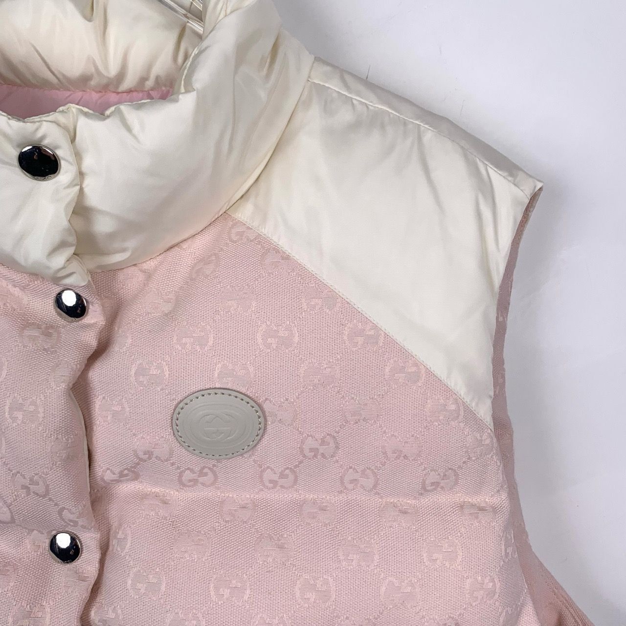 Gucci Gucci GG Monogram Pink & White Puffer Vest With Snap Buttons Size XS / US 0-2 / IT 36-38 - 4 Thumbnail