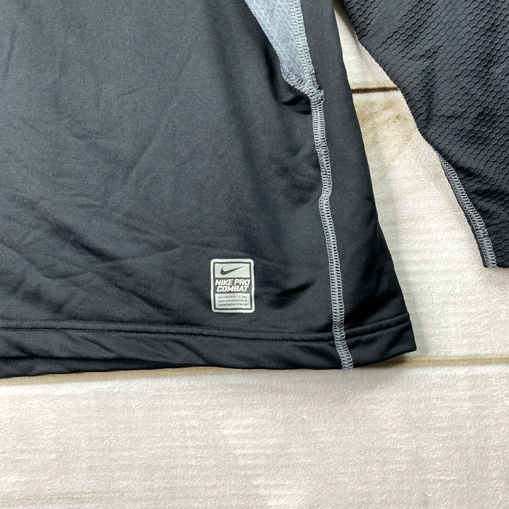 Nike Nike Pro Combat Dri-FIT Shirt Mens XL Black Gray Hyperwarm Long Sleeve Pullover Mock Neck Athletic Activewear Size US XL / EU 56 / 4 - 3 Thumbnail