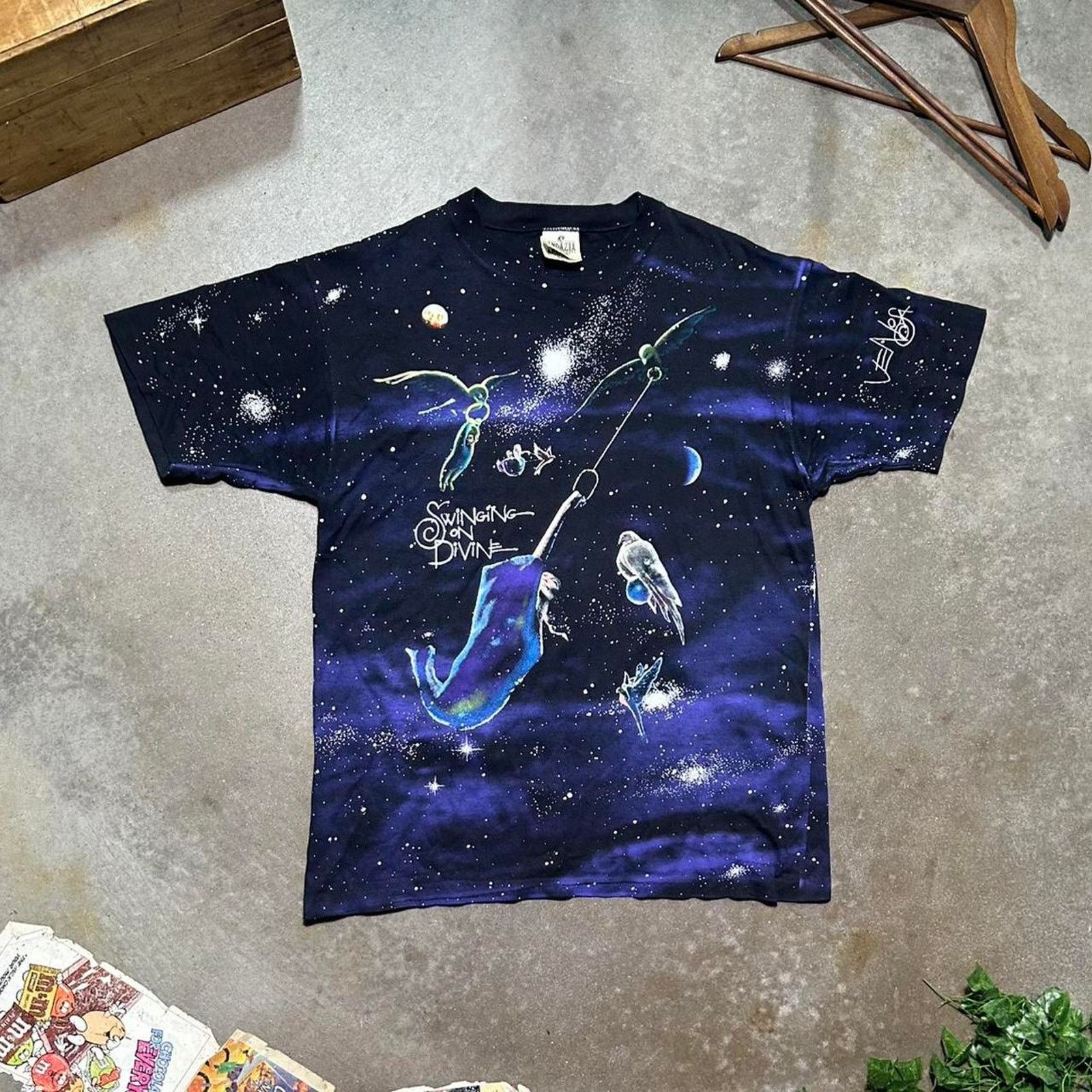 Vintage 90s Venosa Andazia AOP Tee Outer Space Black Shirt