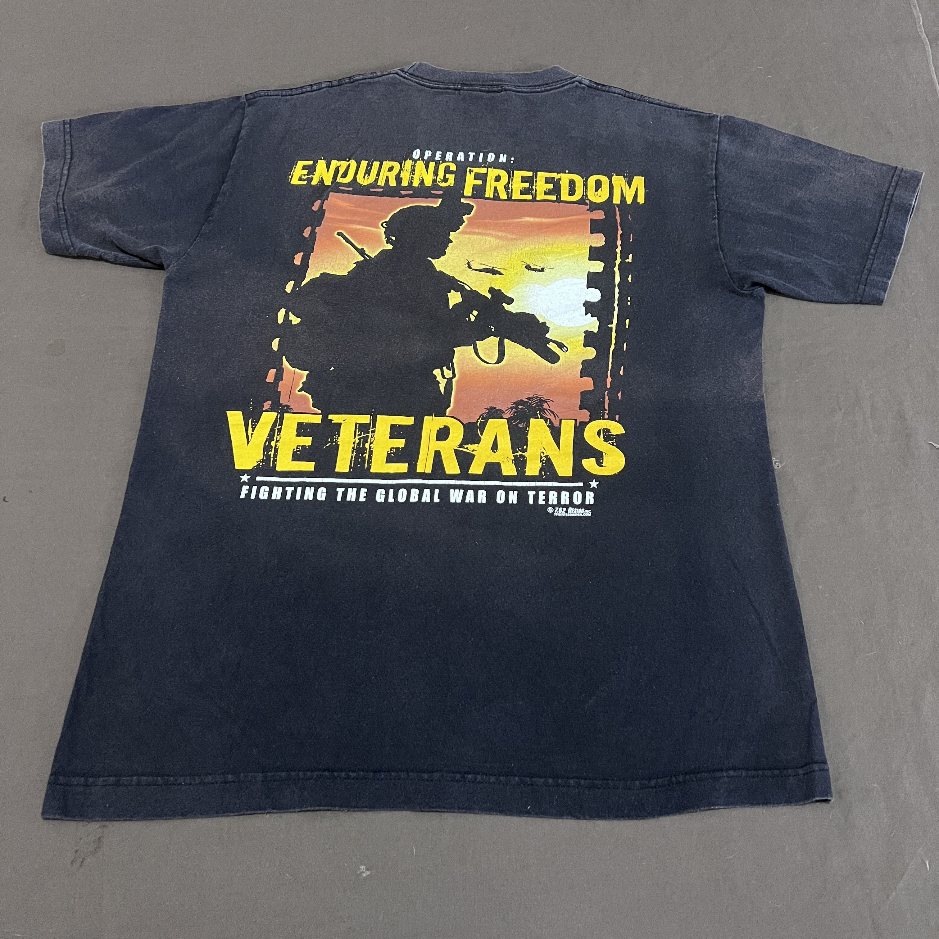 Vintage Vintage Y2K Operation Enduring Freedom Tee Faded Size US M / EU 48-50 / 2 - 1 Thumbnail