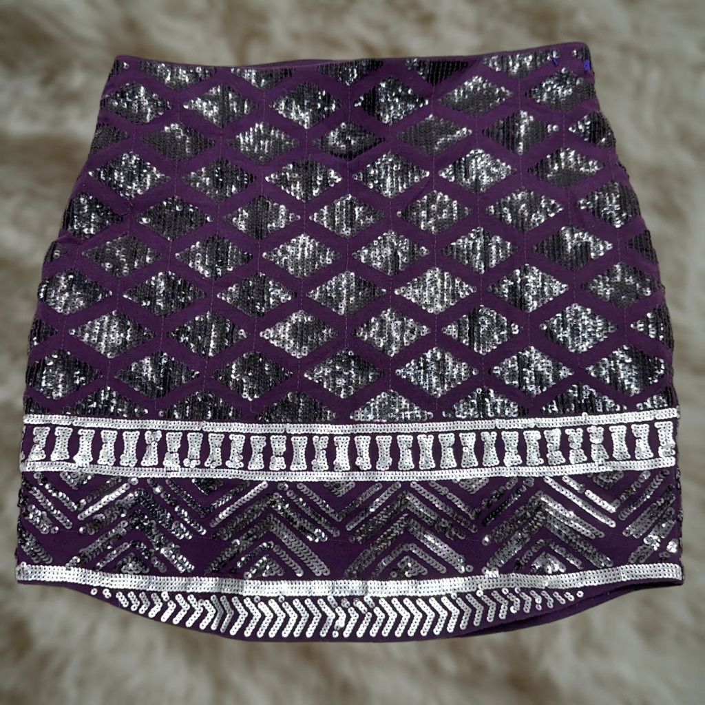 Express Express Women's Purple Sequined Mini Skirt Cotton Lined Sz S Mini Skirt, Express, Purple, Sequin, Cotton, Lined, Women’s, Size S Size 28" / US 6 / IT 42 - 1 Thumbnail