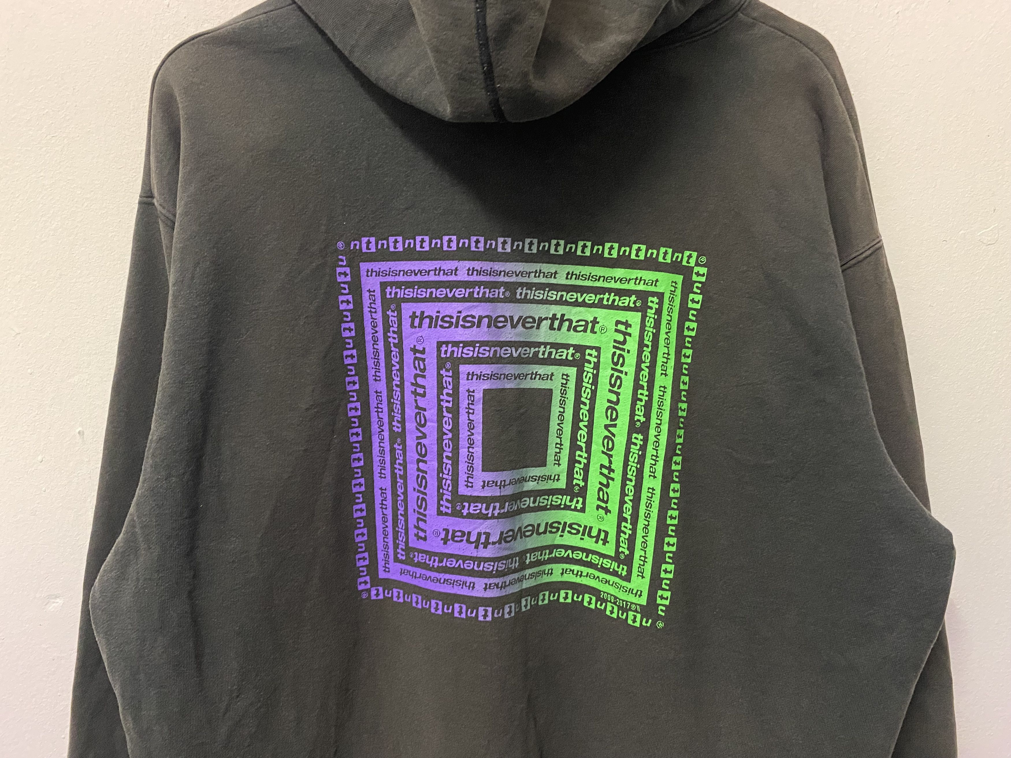 thisisneverthat thisisneverthat Square Graphic Logo Washed Pullover Hoodie Size US XL / EU 56 / 4 - 4 Thumbnail