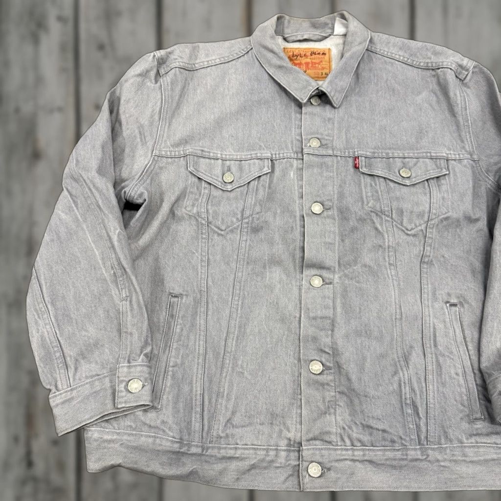 VINTAGE Levi's Denim Trucker Jacket Mens 3XL Black Gray Washed Button Front Pockets