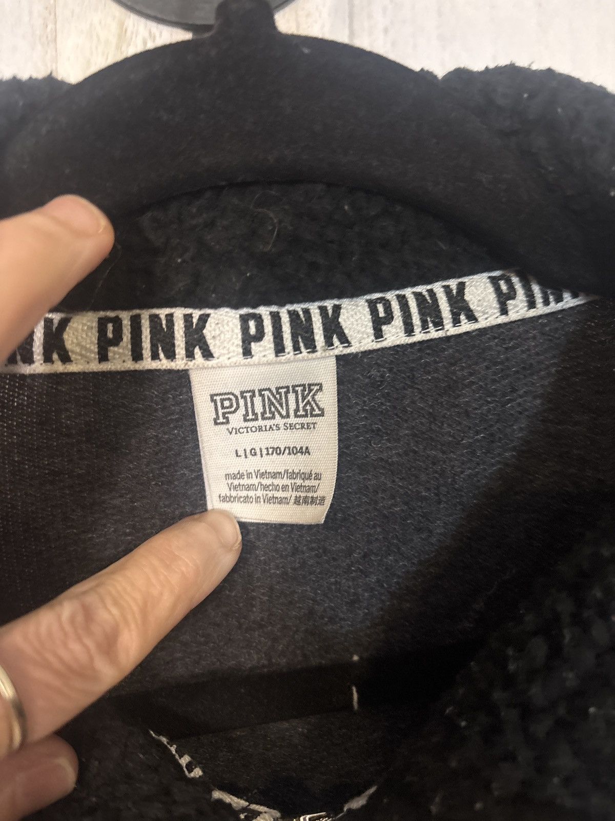 Other VS PINK Quarter Zip Pullover Black Sherpa Glitter Dog Logo Size L / US 10 / IT 46 - 4 Thumbnail