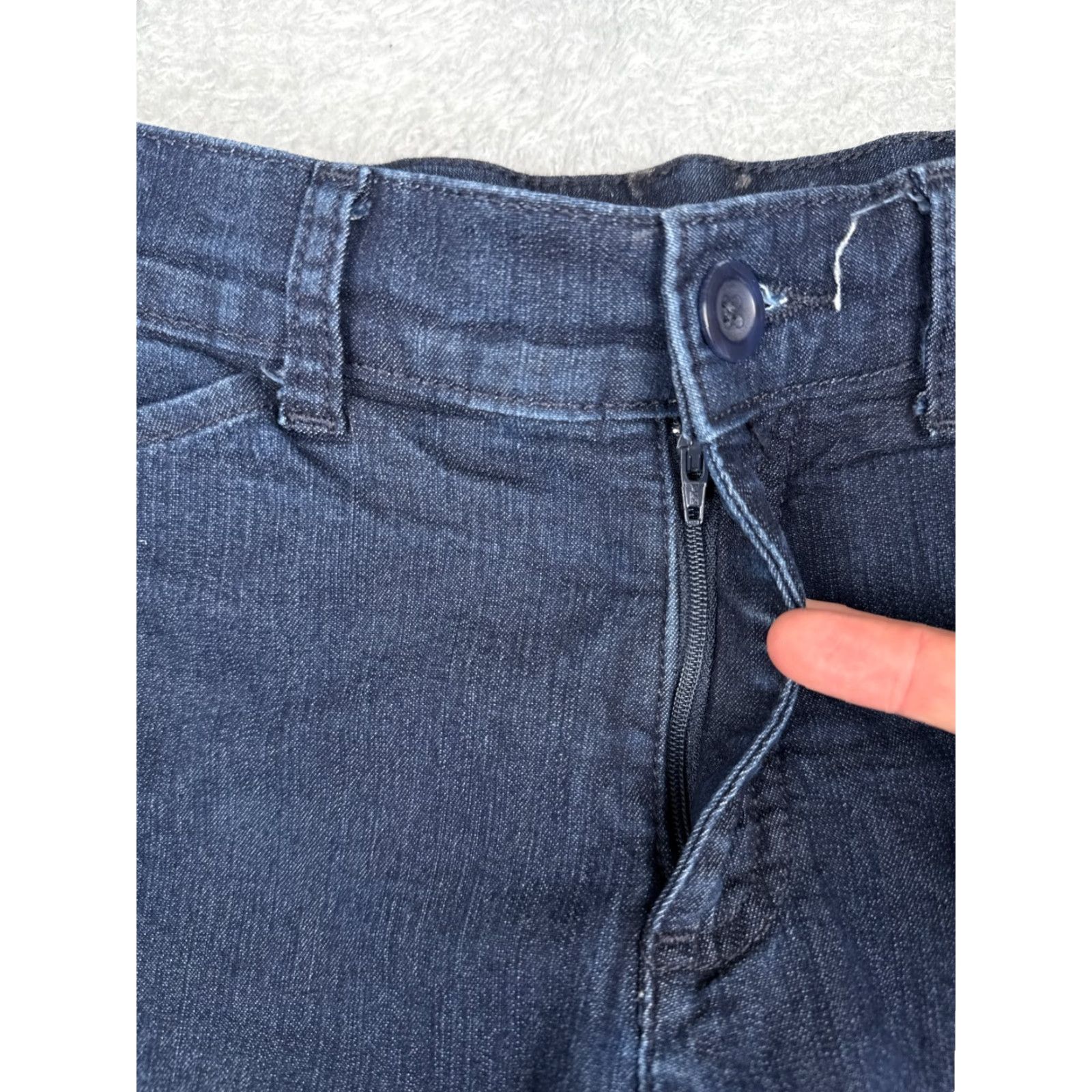 Vintage St Johns Bay Jeans Womens Capri Denim Blue 2 26x18 Regular Mid Rise 18 In Inseam 5-Pocket Size 26" / US 2 / IT 38 - 4 Thumbnail
