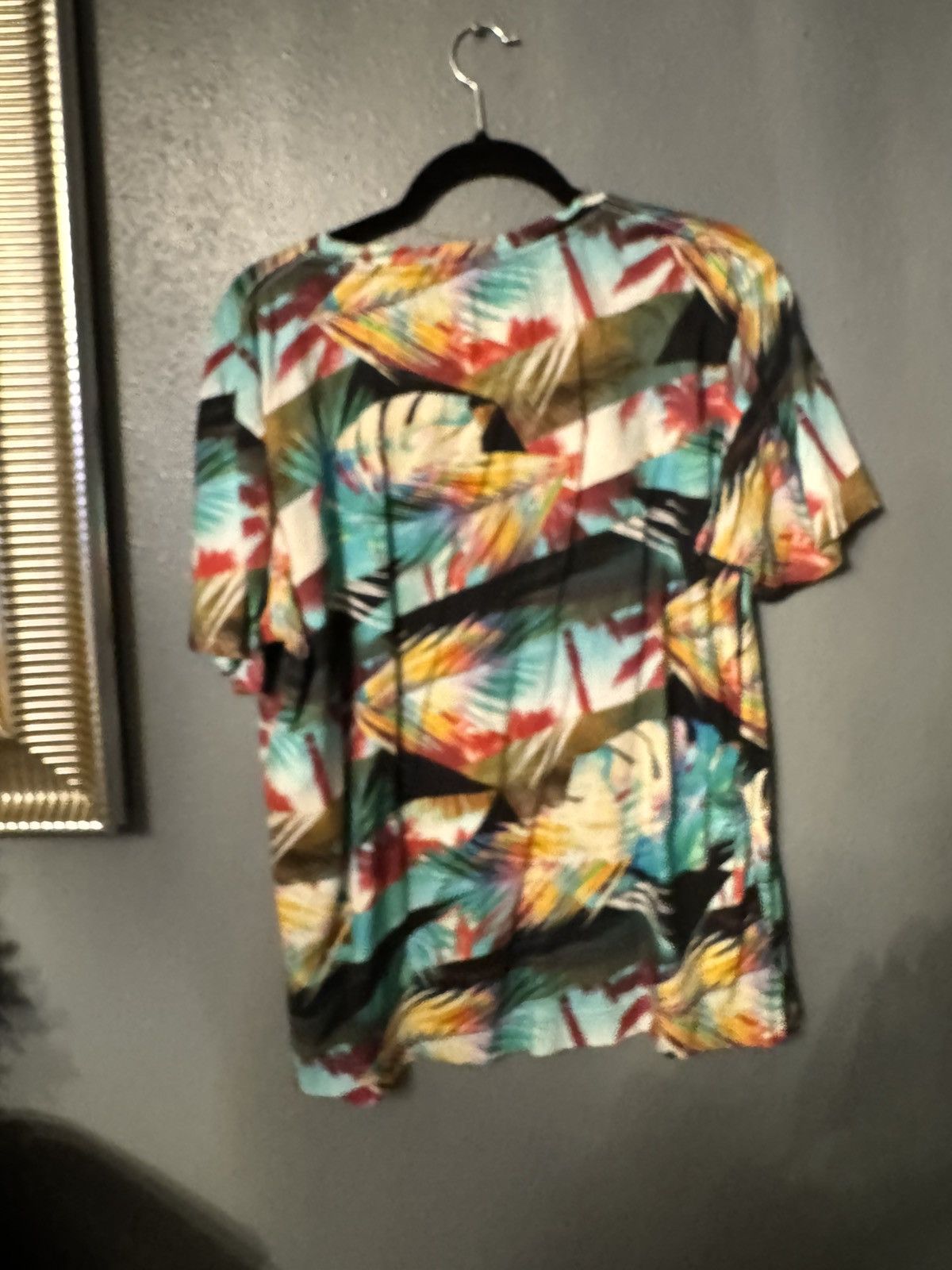 Robert Graham Robert Graham Tenerife Tropical Size US M / EU 48-50 / 2 - 3 Thumbnail